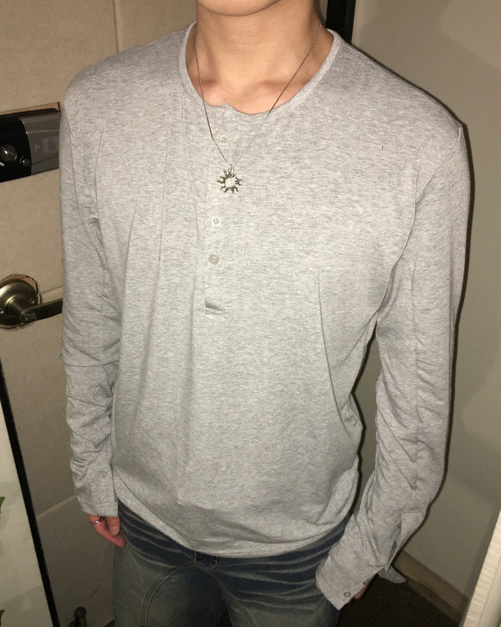 (in stock) henley neck long sleeve (black)