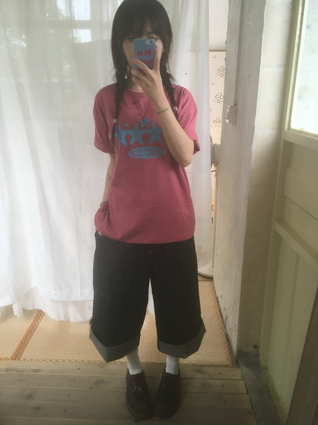 check roll-up pants