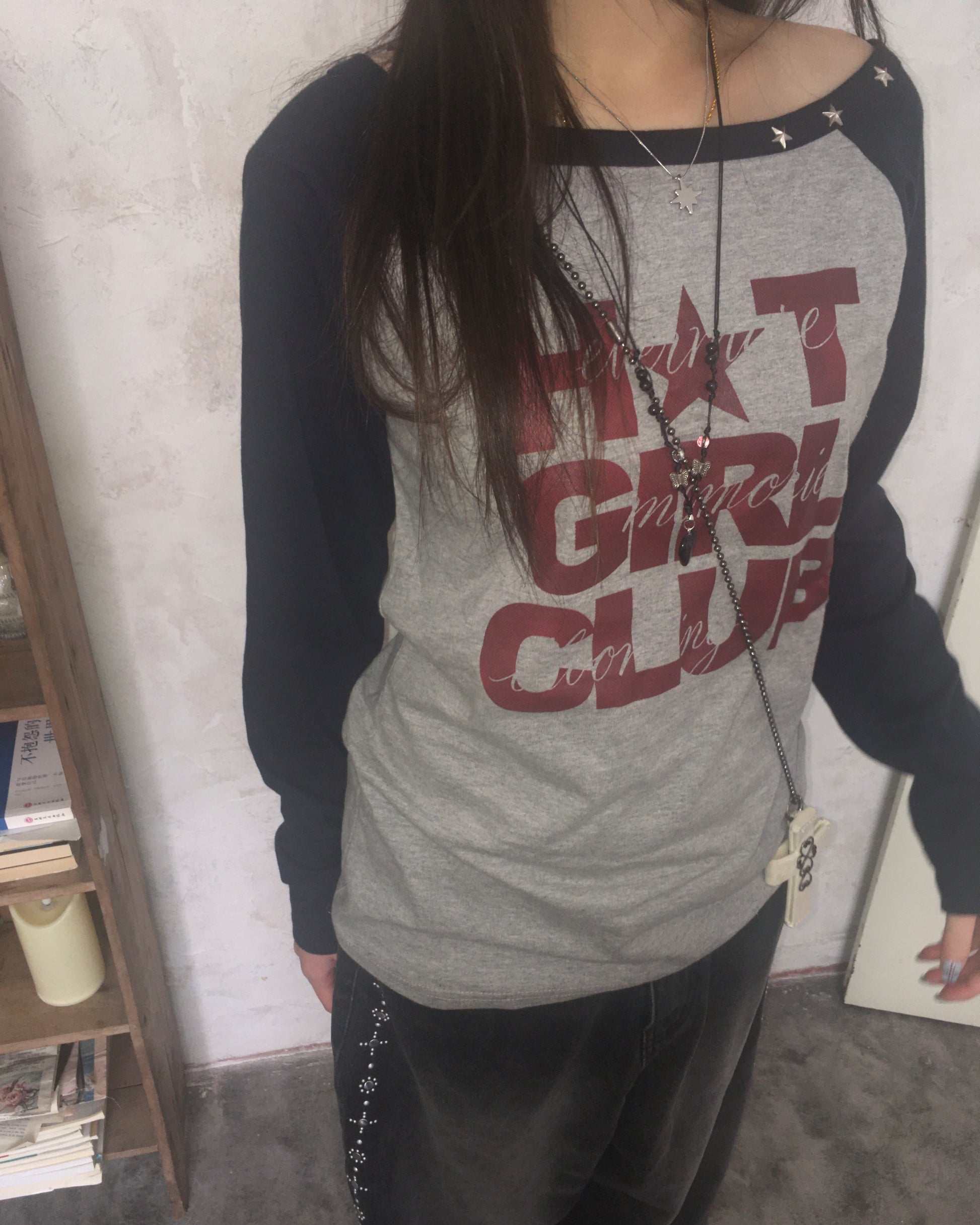 hot girl raglan tee (grey)