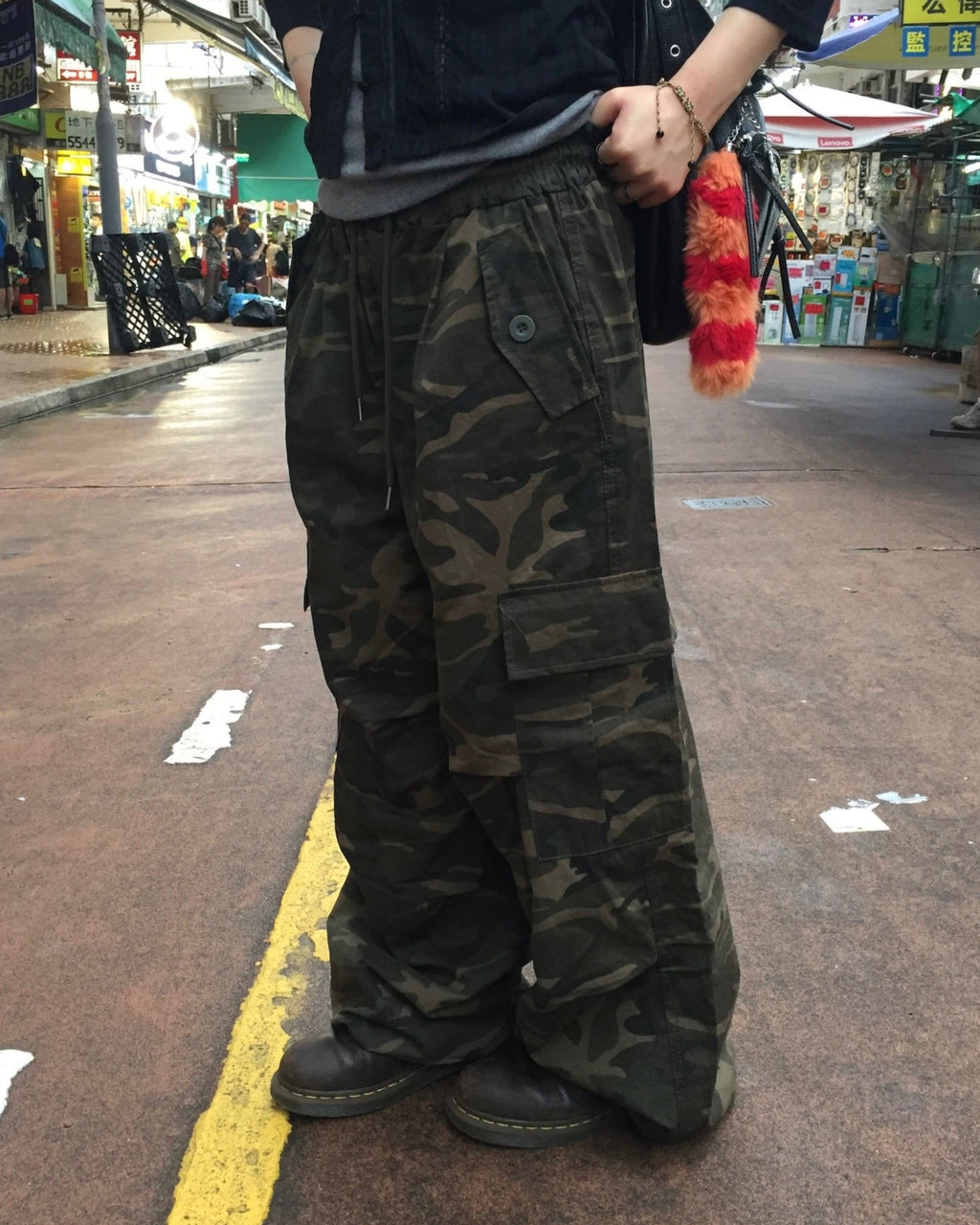 (in stock) military camo work pants (khaki)