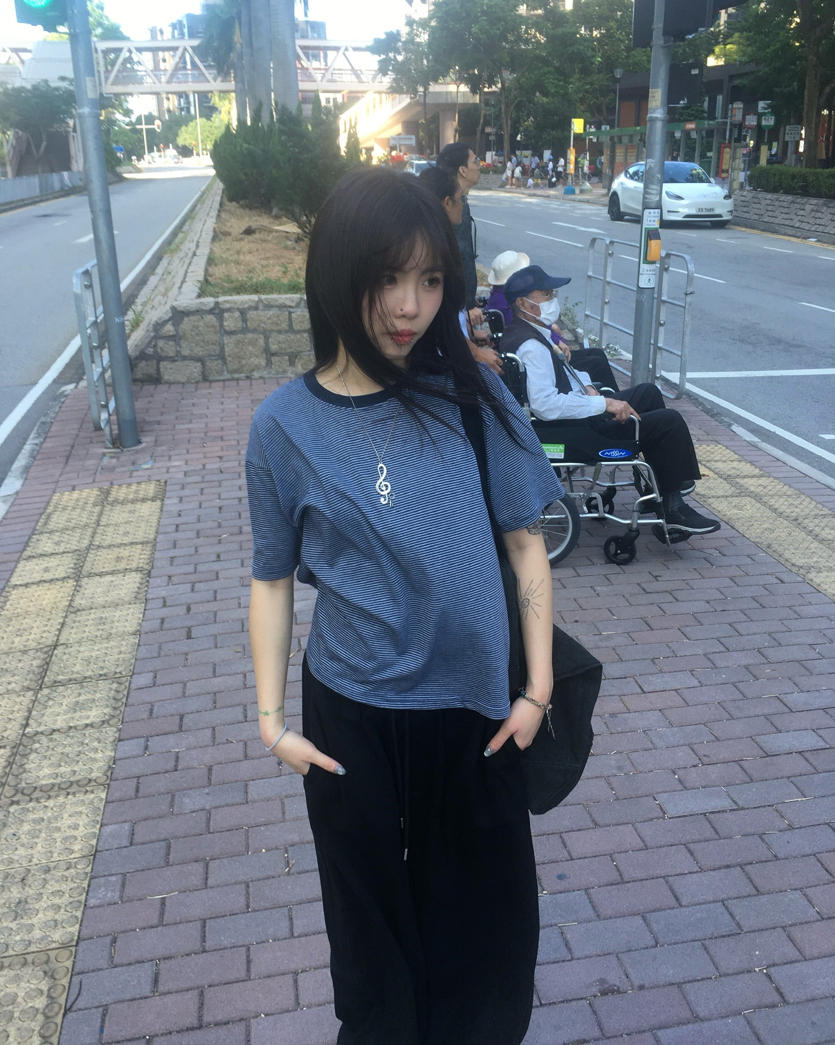 basic striped tee (navy)