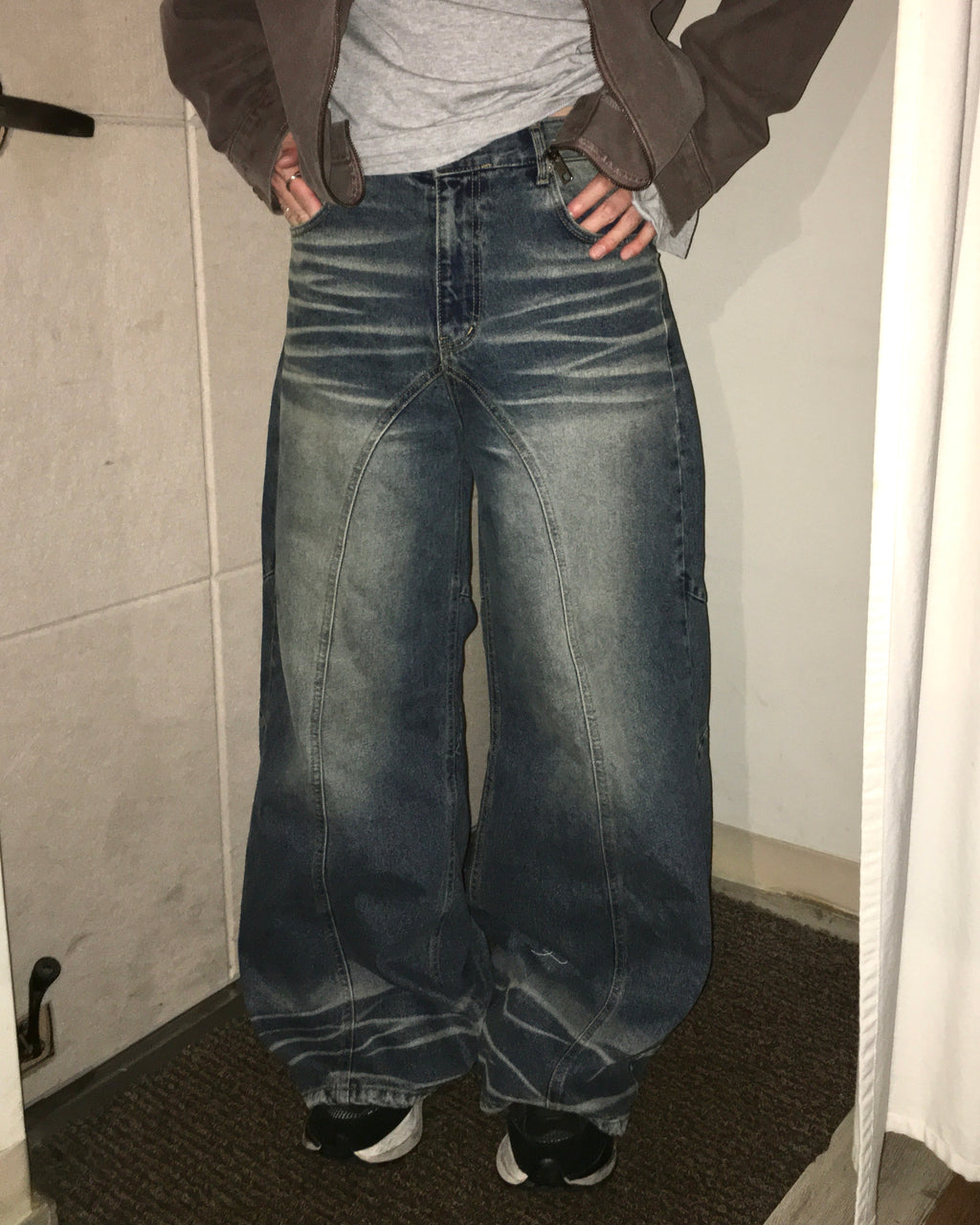 (in stock) bootcut flared jeans（black）