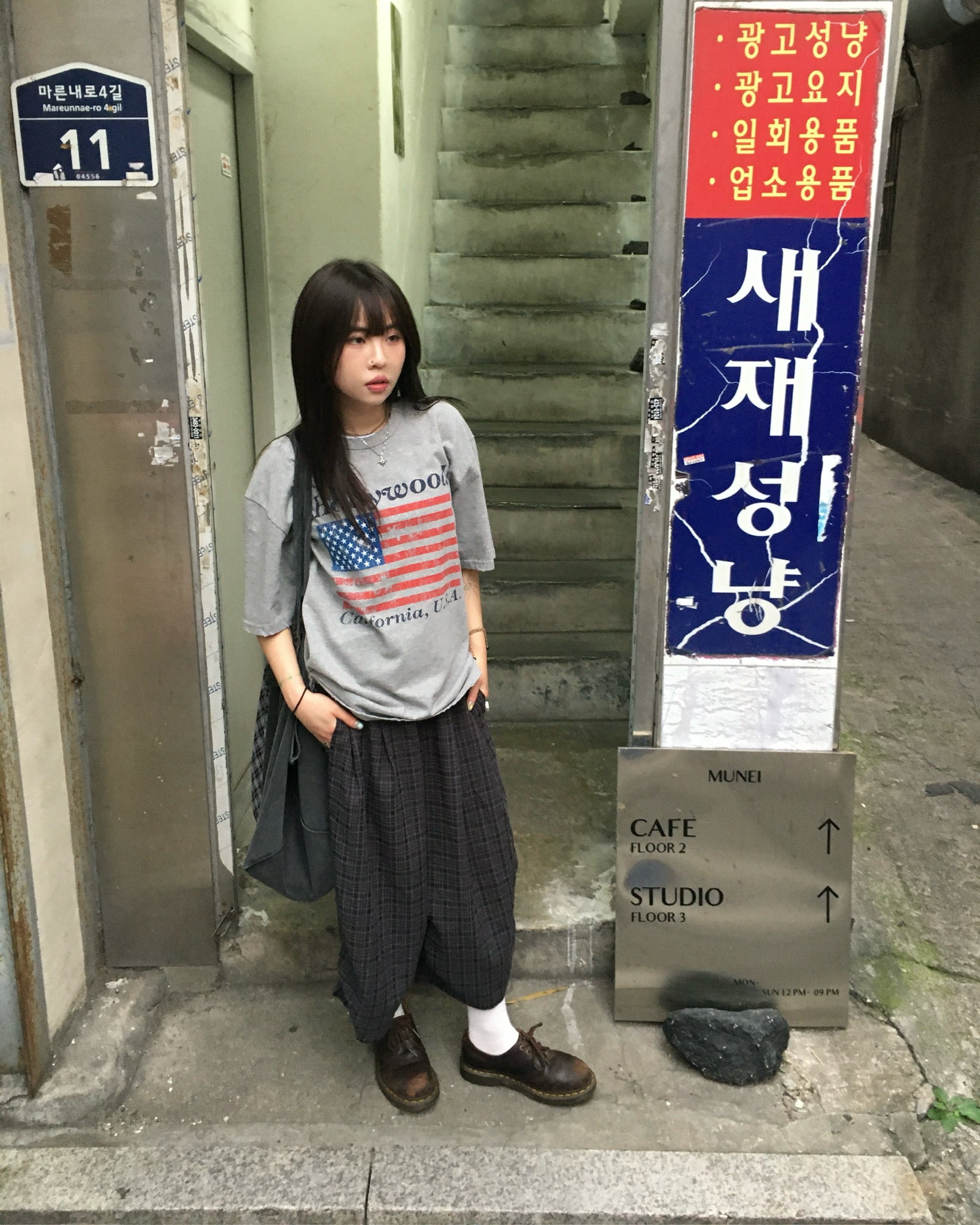 hollywood painted tee (grey)