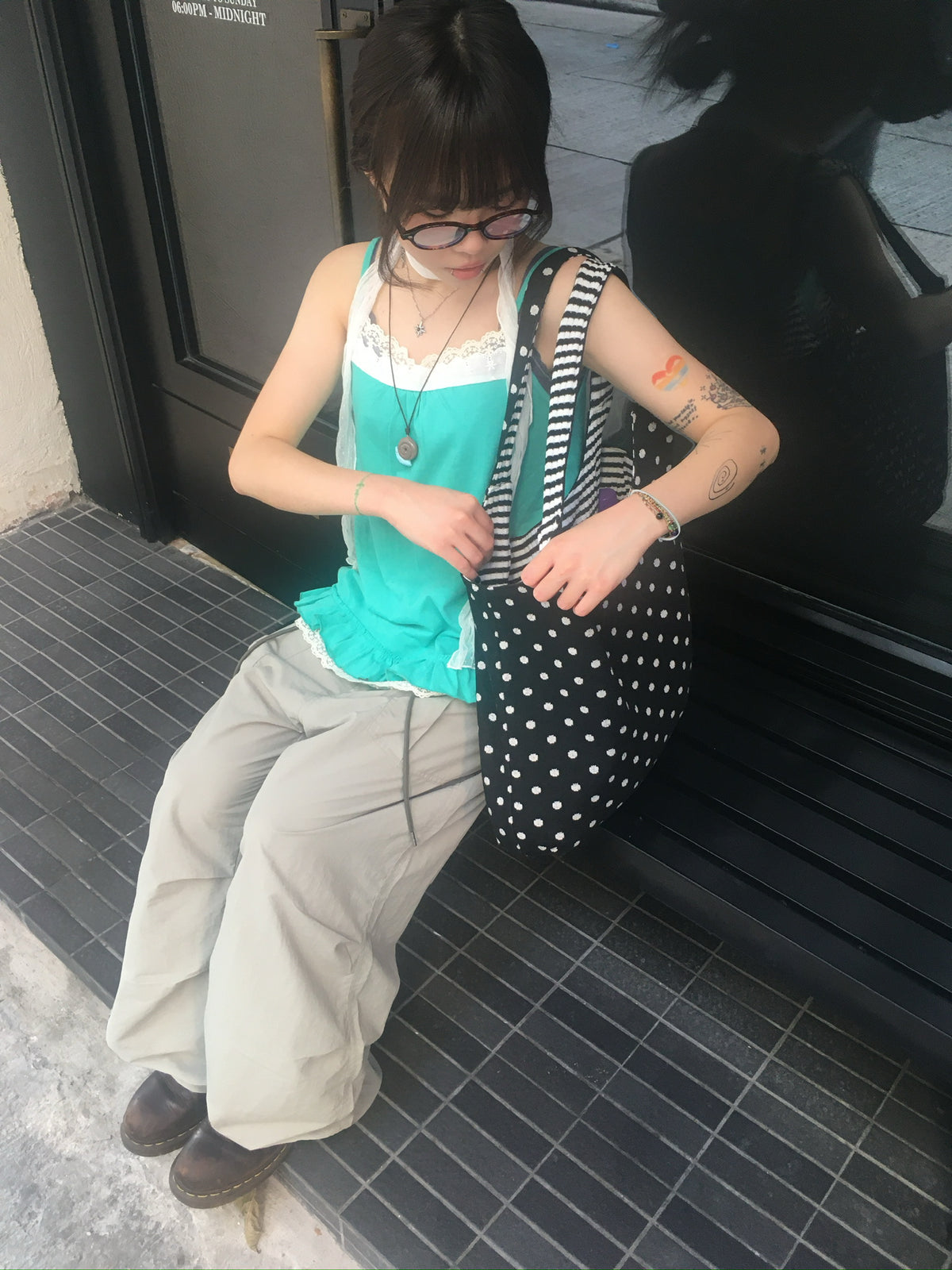 reversible shoulder bag (black)