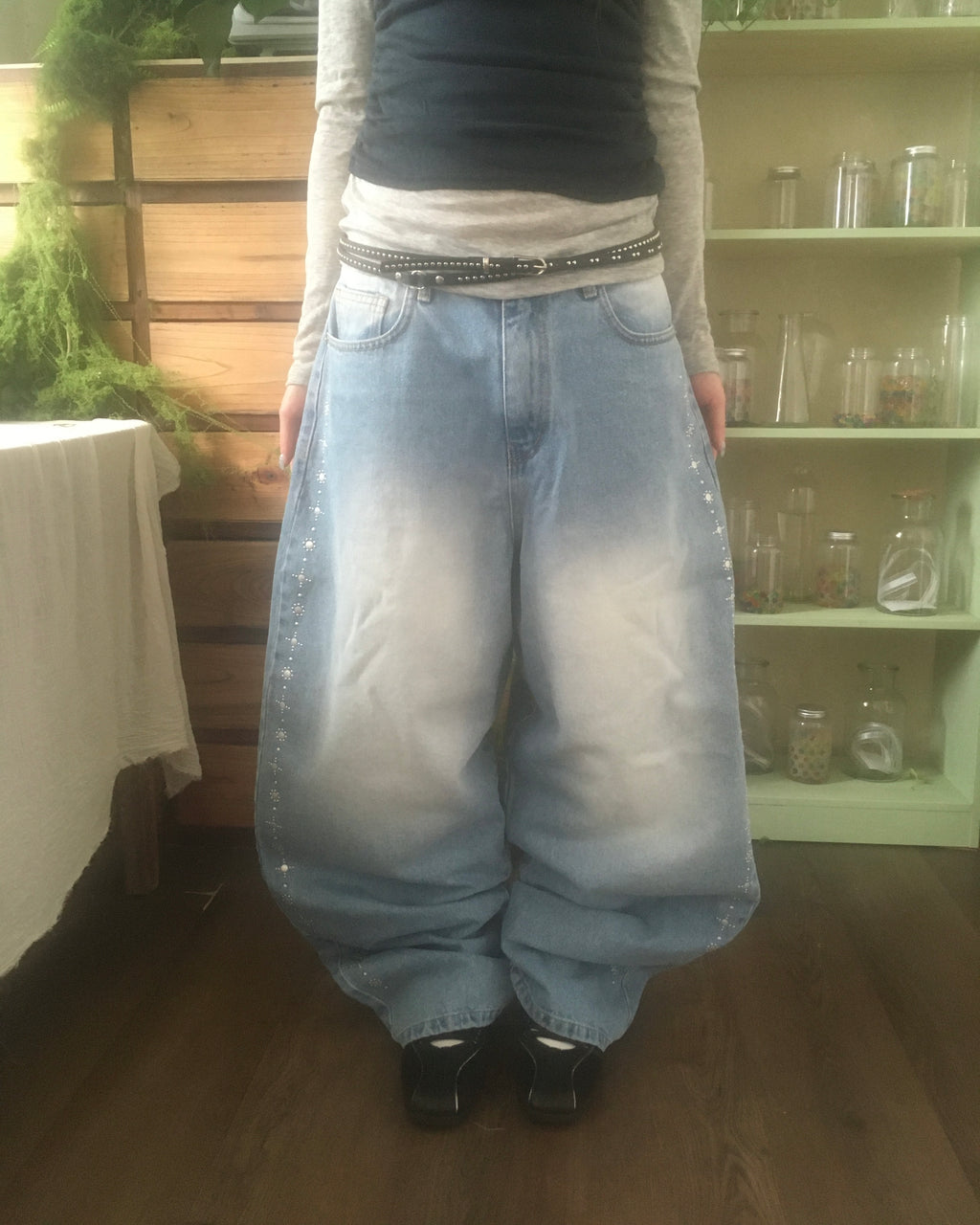 studded balloon jeans (blue)