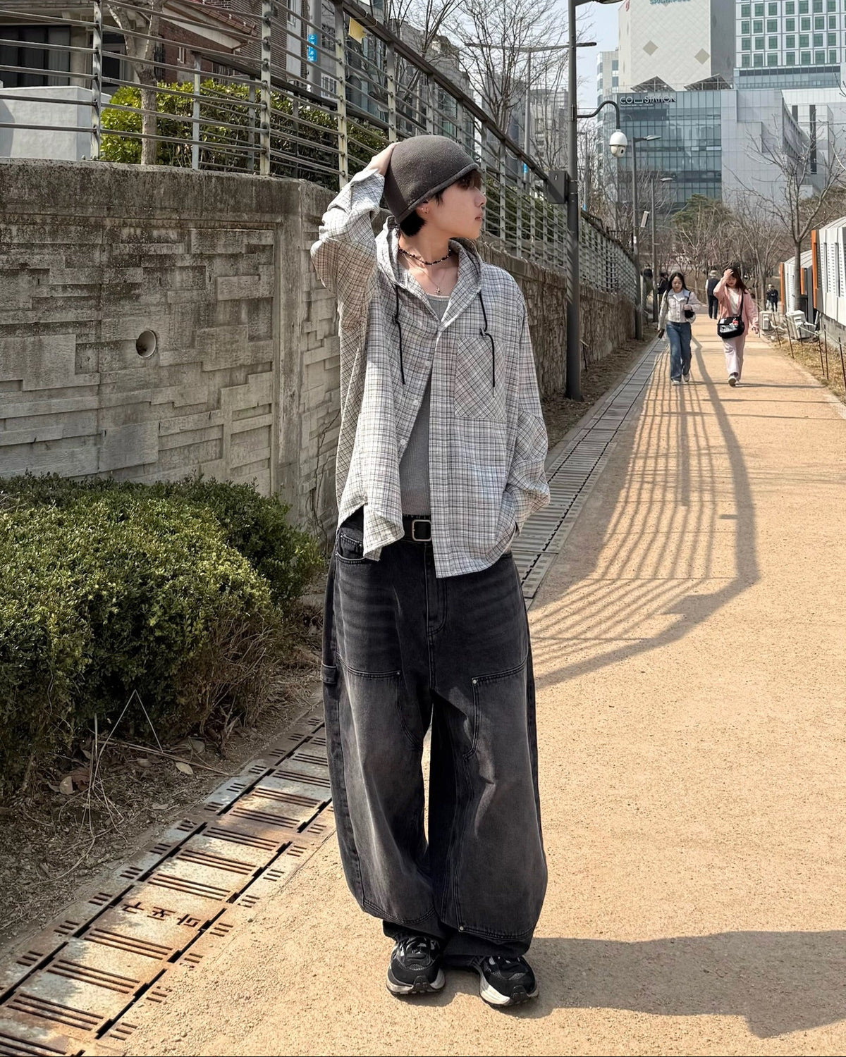 string checked hoodie shirt