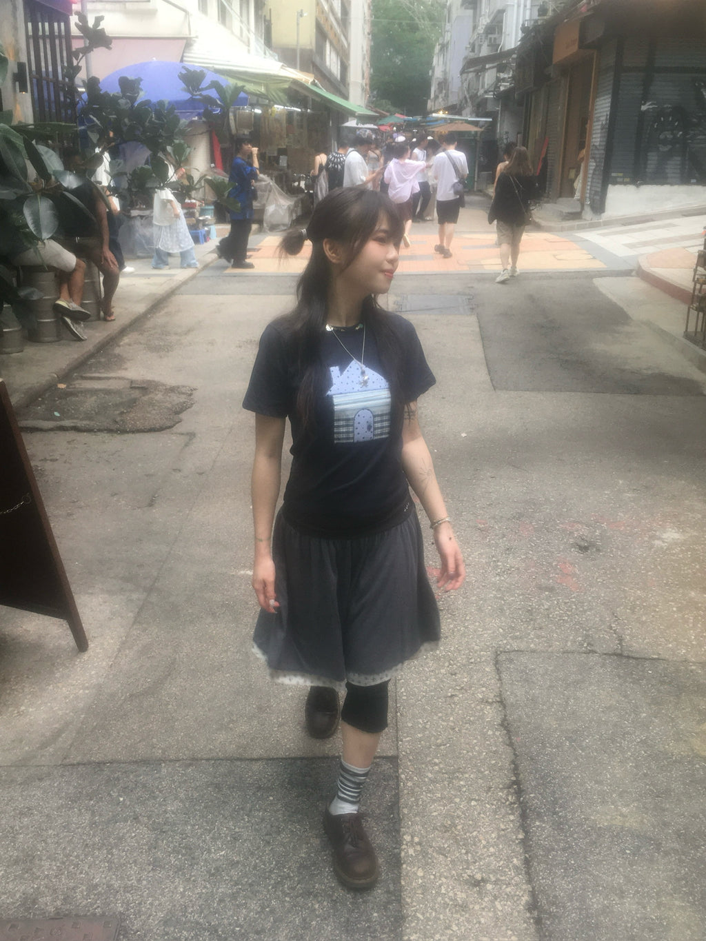 house tee (navy)