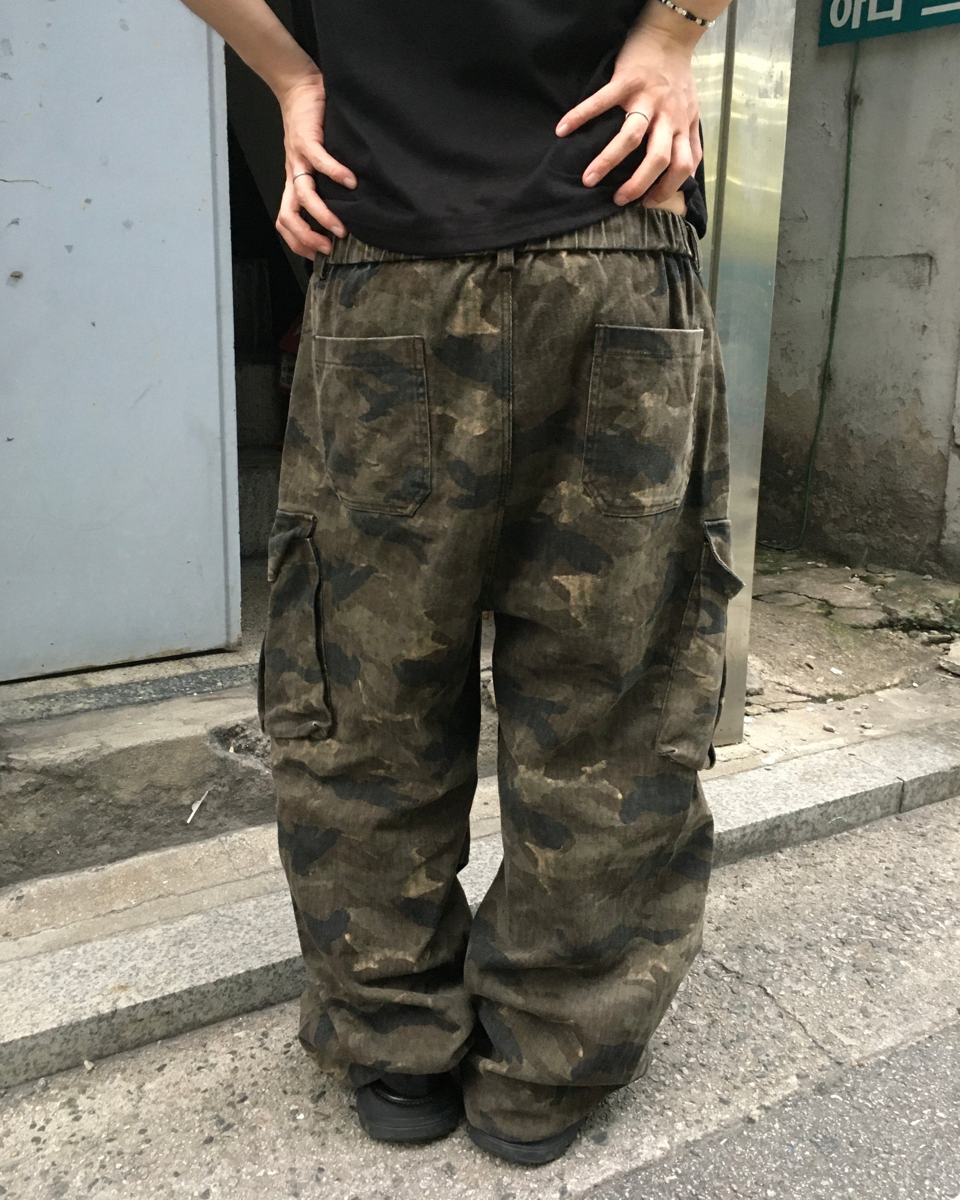 camo work cargo pants