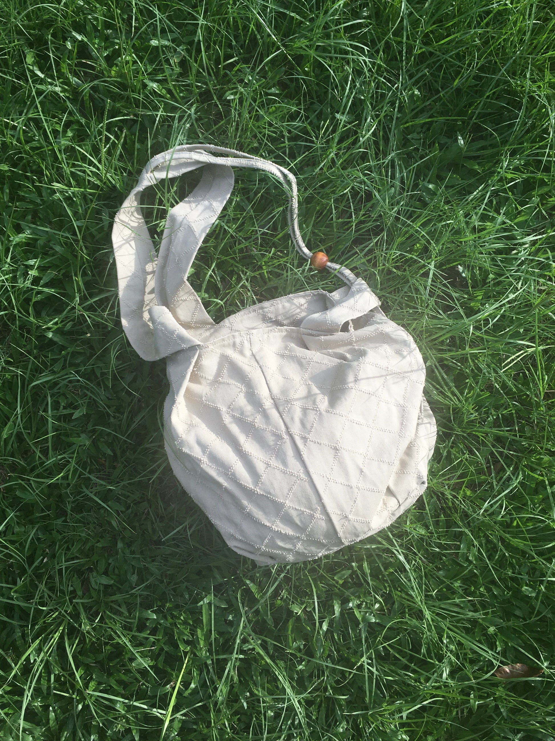 diamond stitch bag (beige)