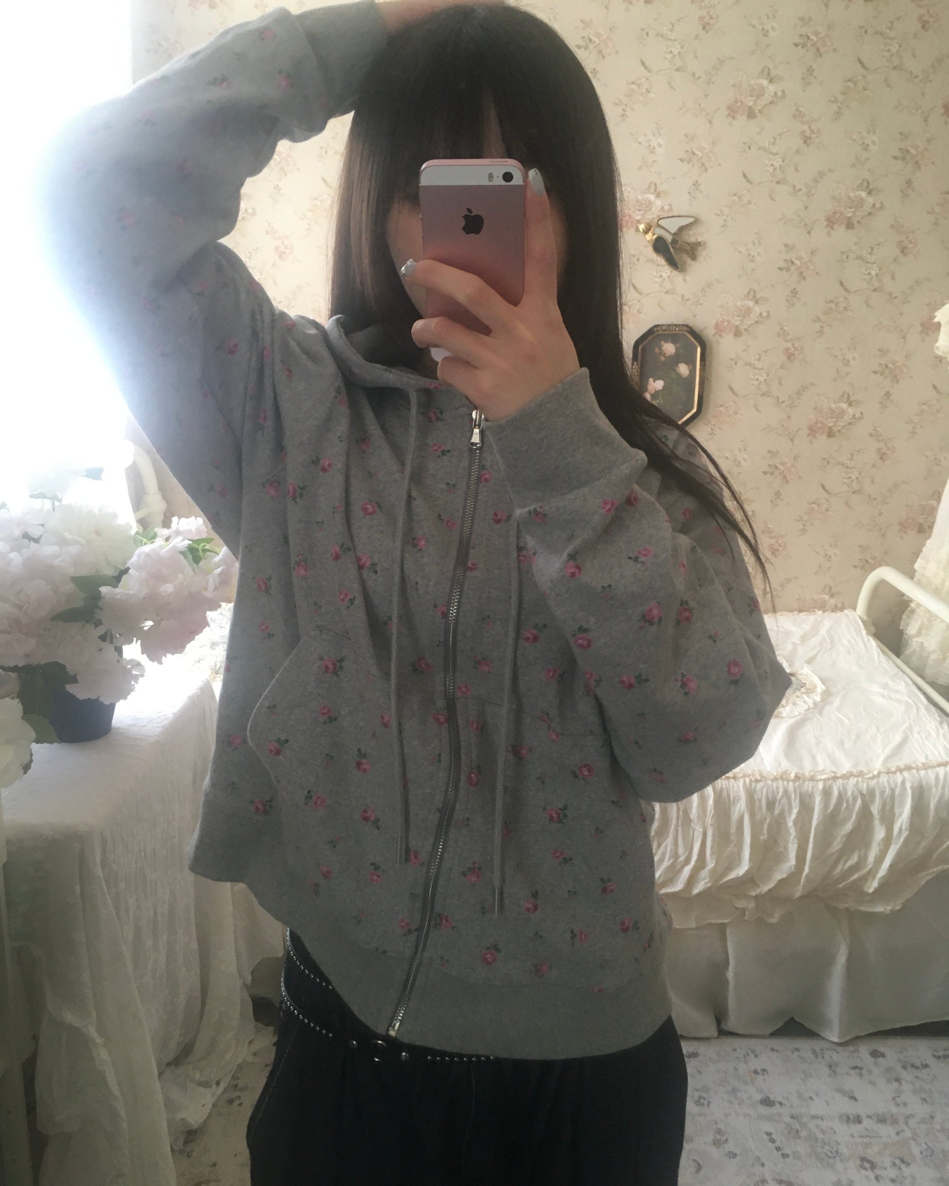 flower zip-up hoodie