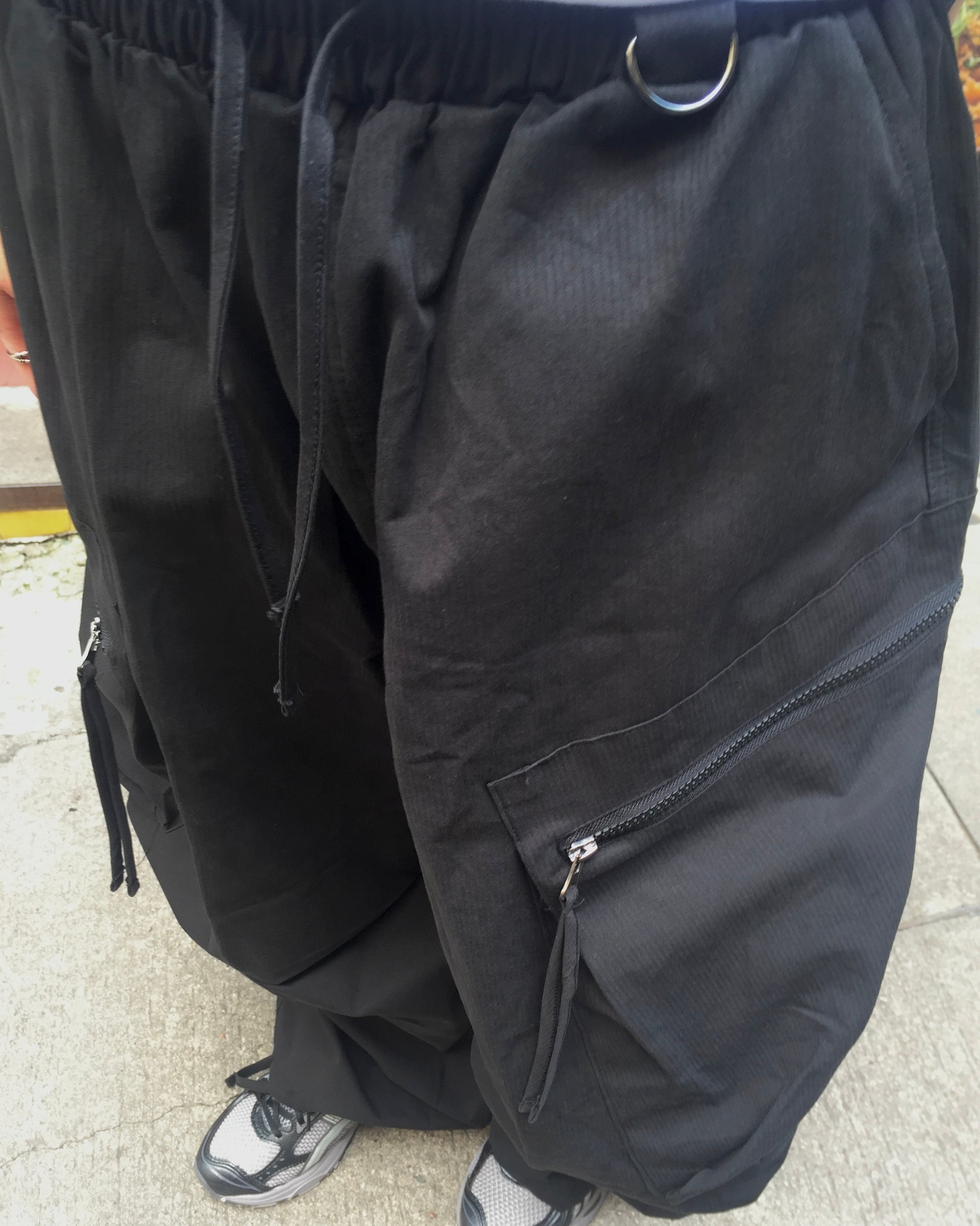 zipper cargo balloon pants (black)