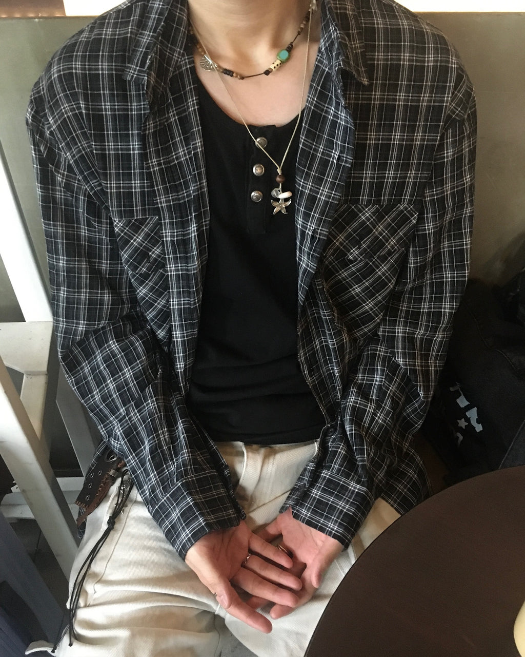 double pocket checked shirt (black)