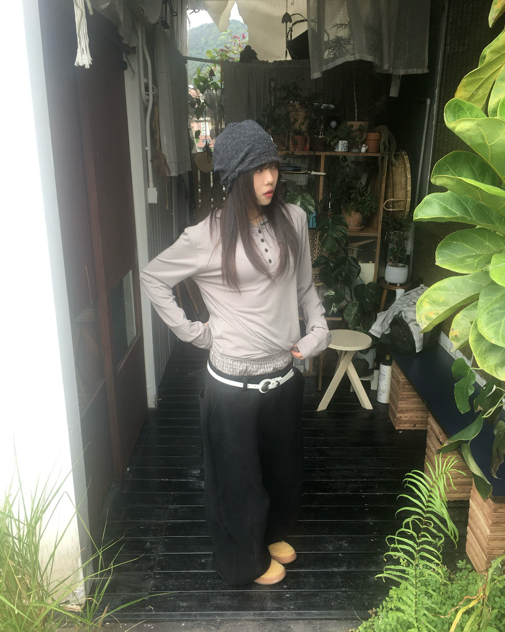 henley neck hooded shirt (ash brown)