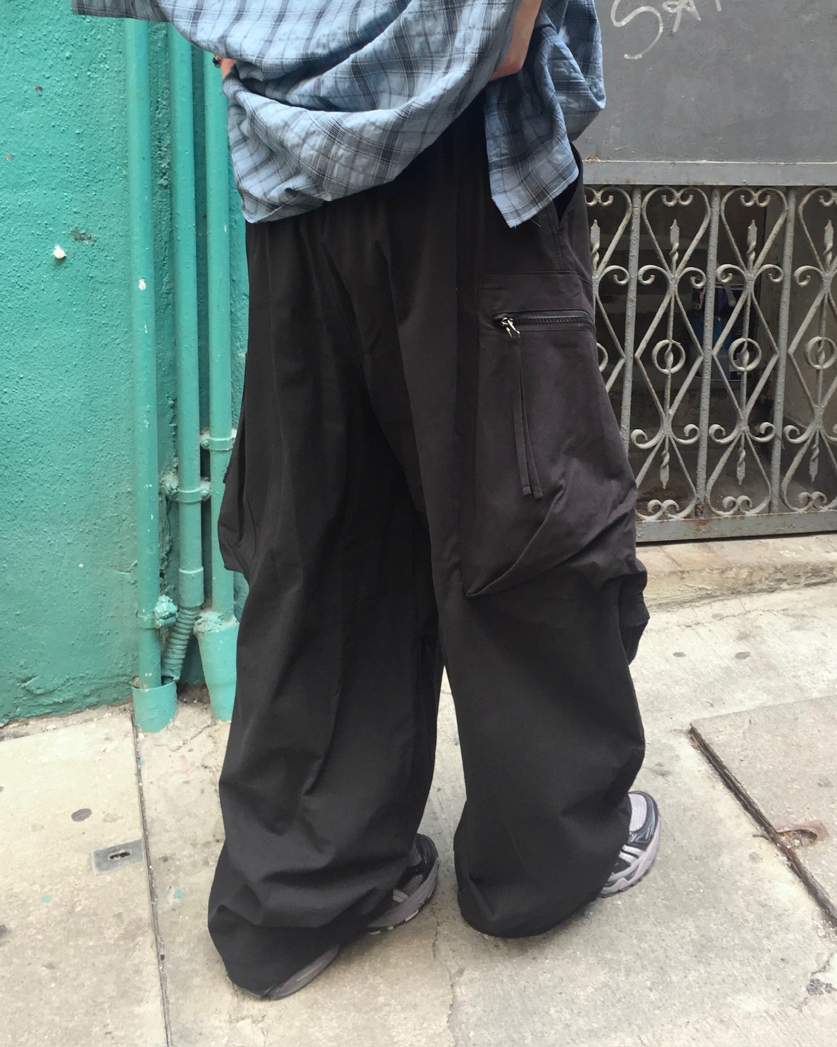 zipper cargo balloon pants (black)