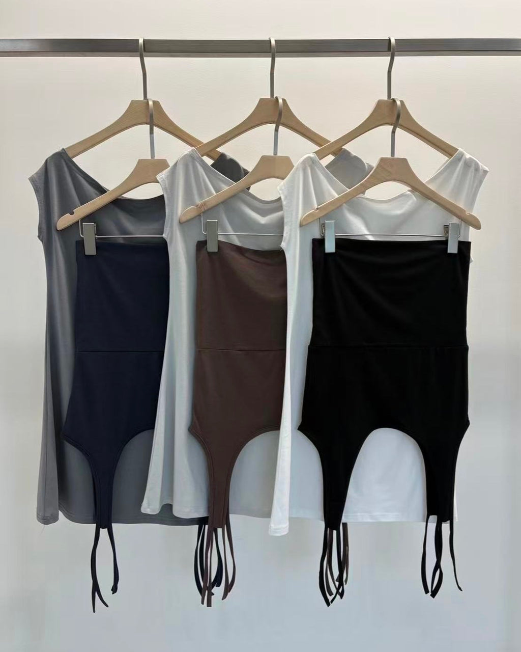 two-piece layered tee (black/white)