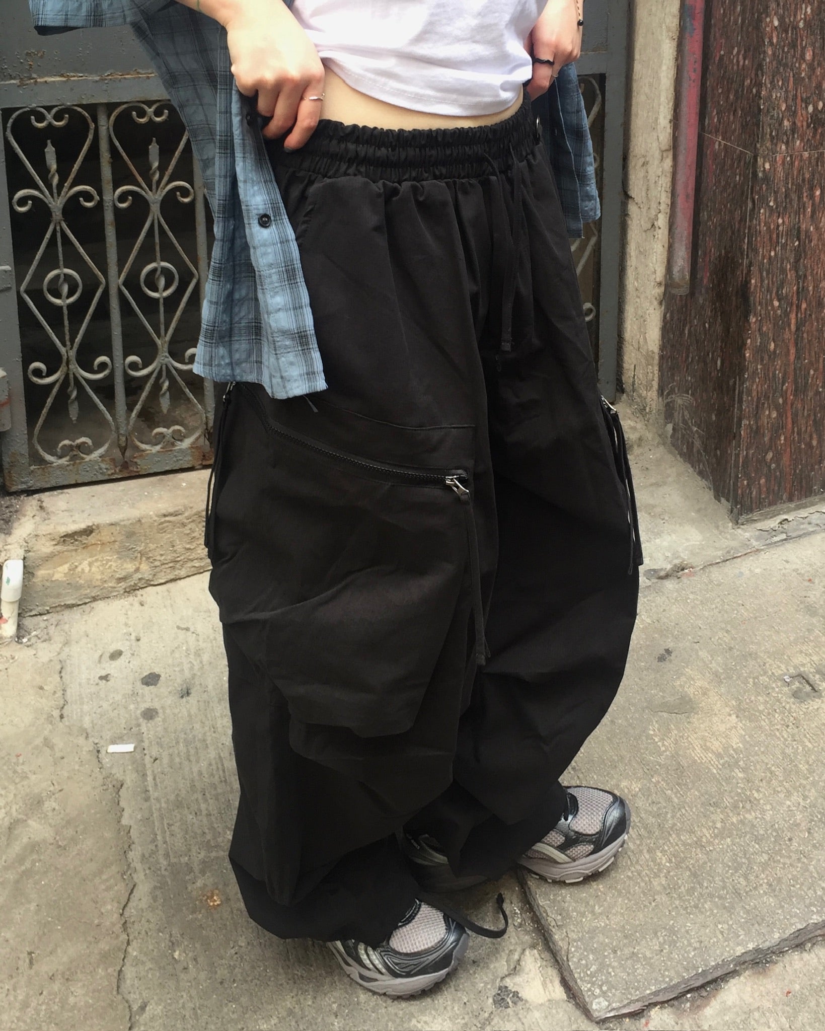 zipper cargo balloon pants (black)