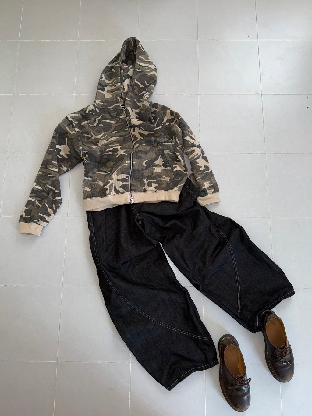 camo waffle zip-up hoodie (beige)