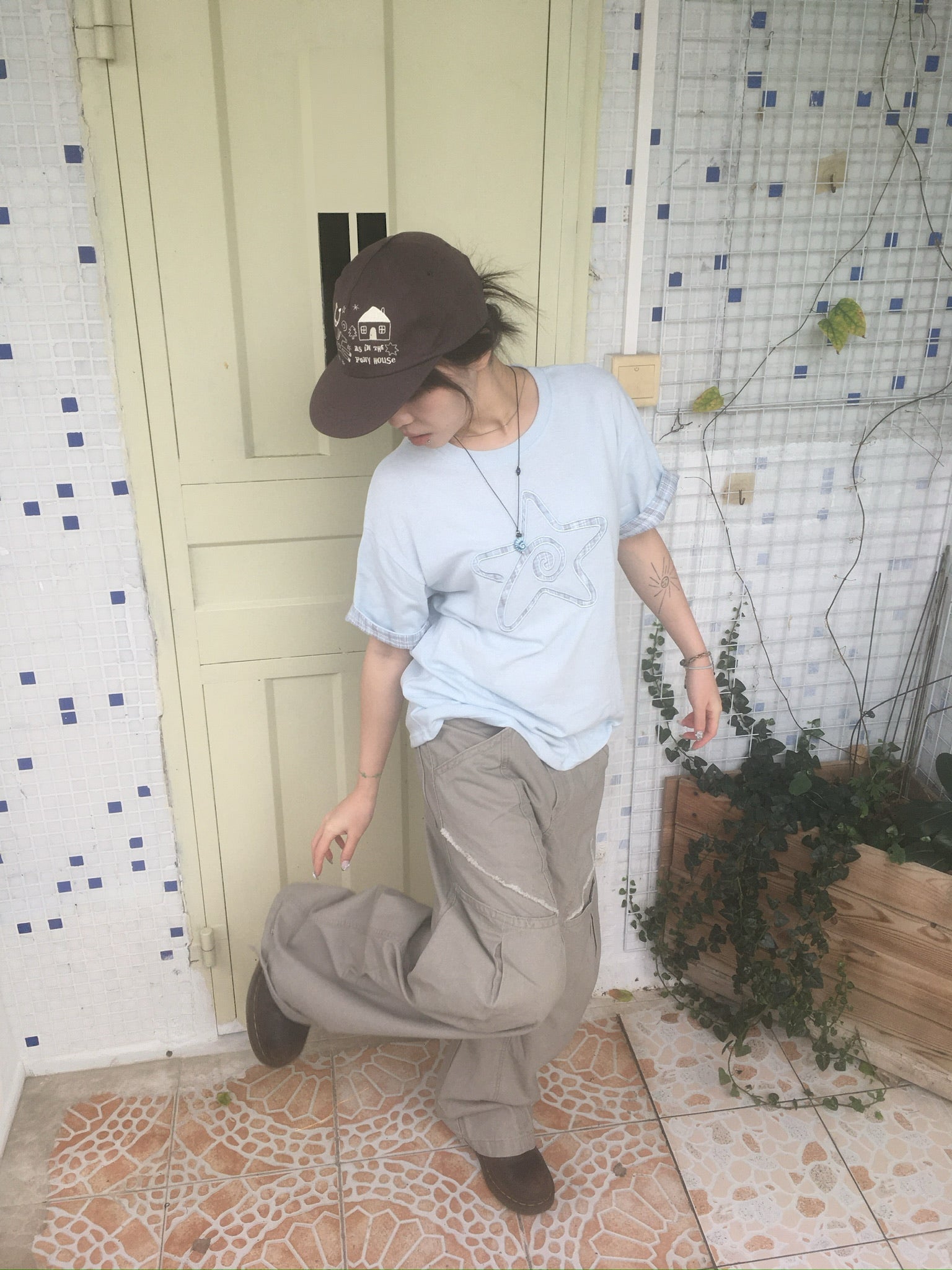 (★BEST) check star roll-up tee (sky blue)