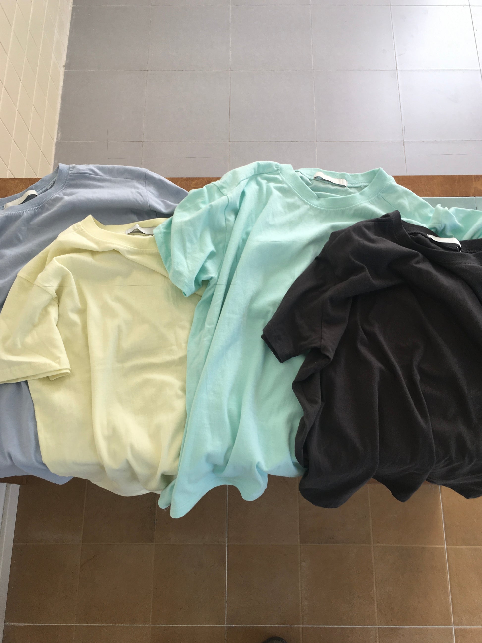 (★1+1) layered crop tee (charcoal+fade blue)