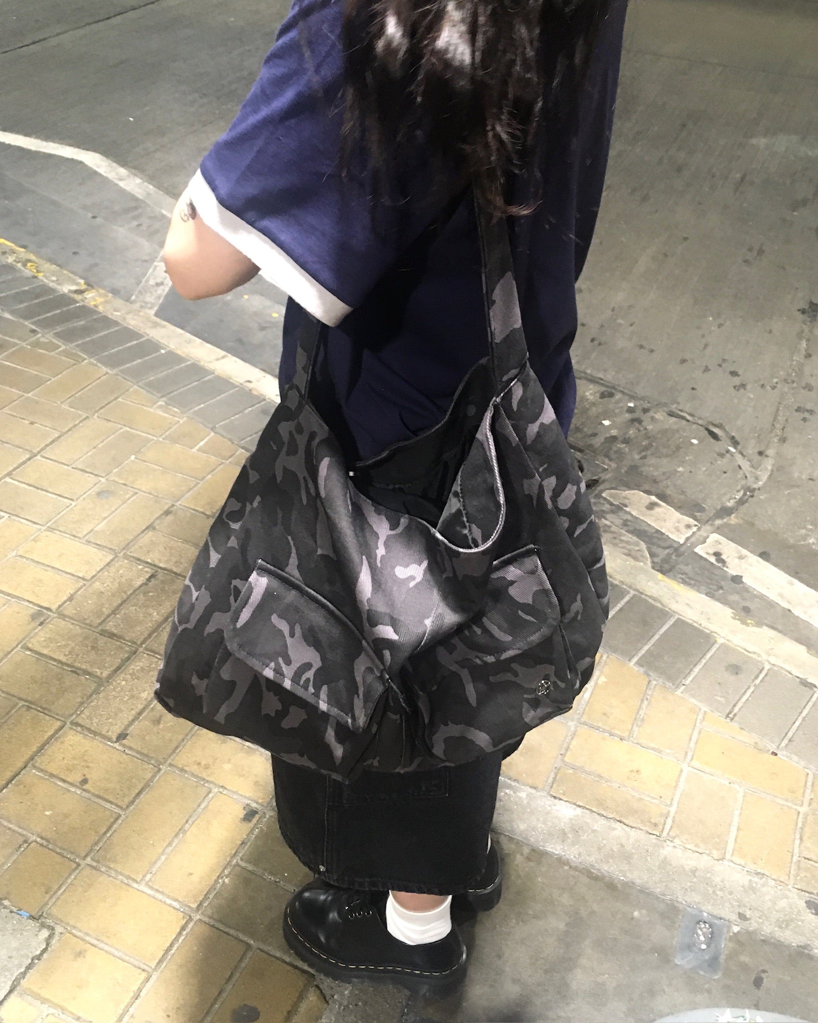 camo shoulder bag (charcoal)