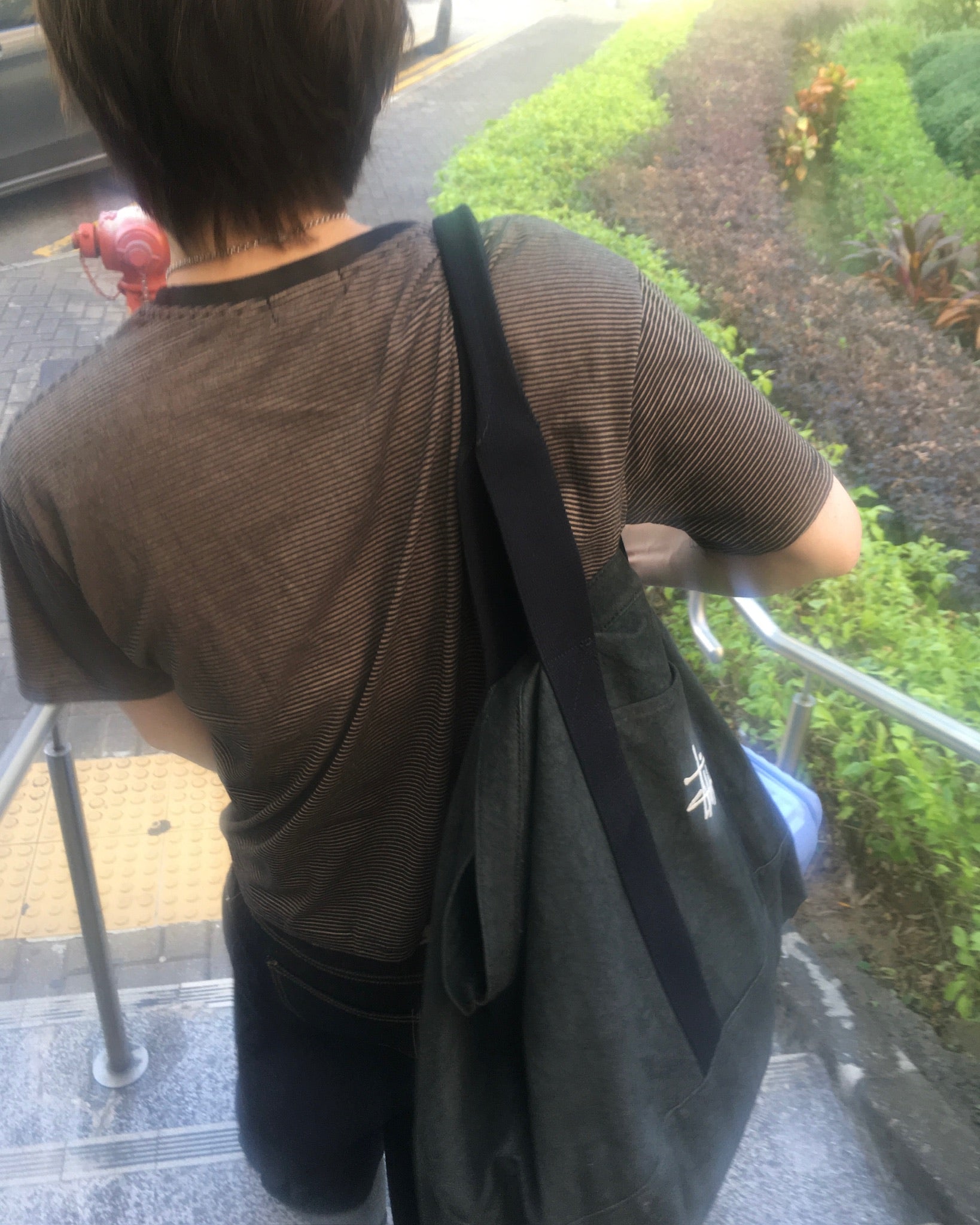 basic striped tee (black)