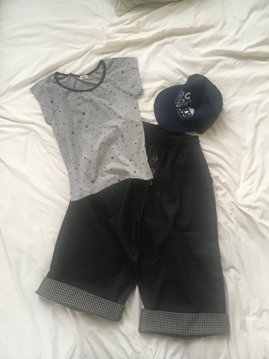 check roll-up pants