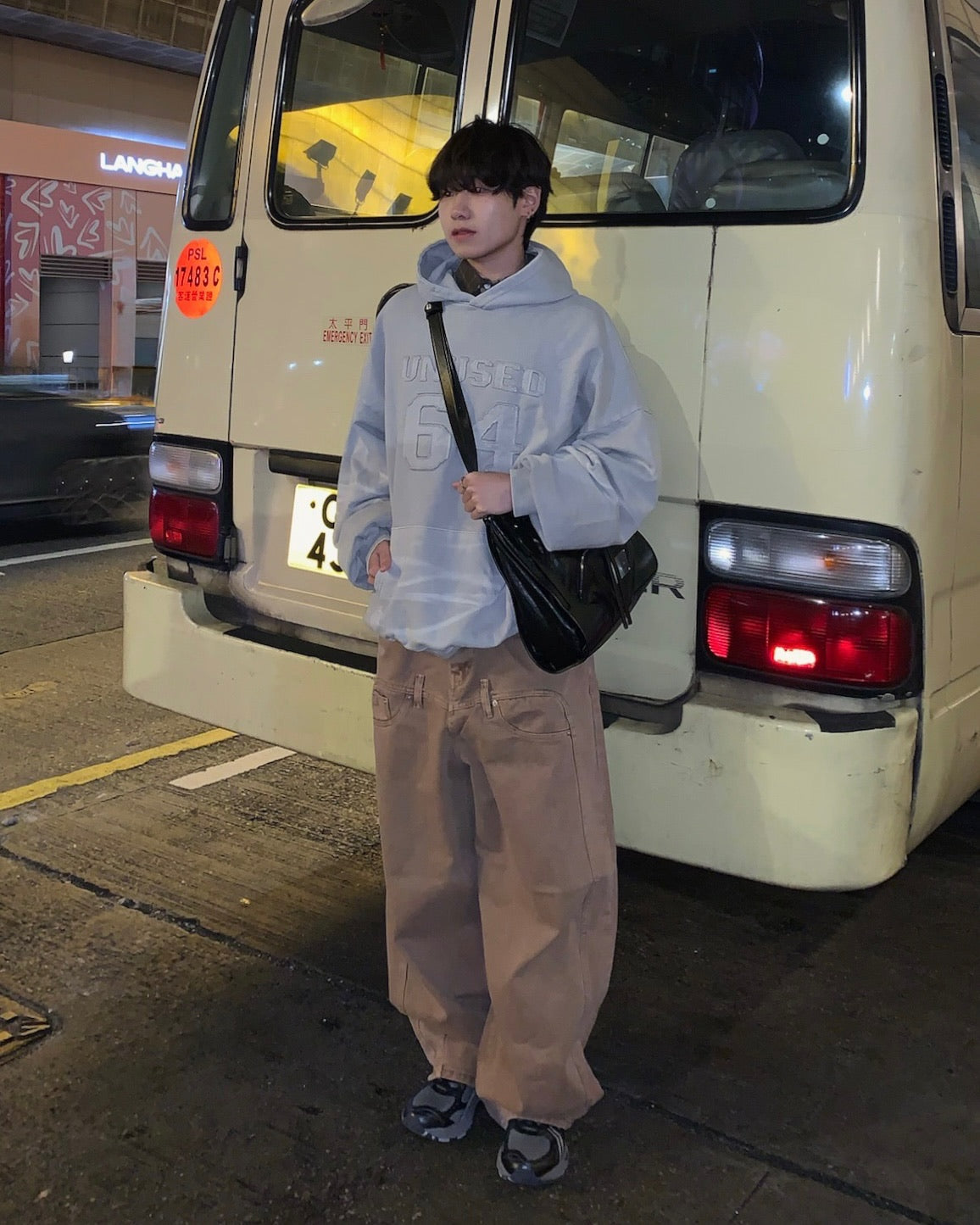 simple wide denim pants