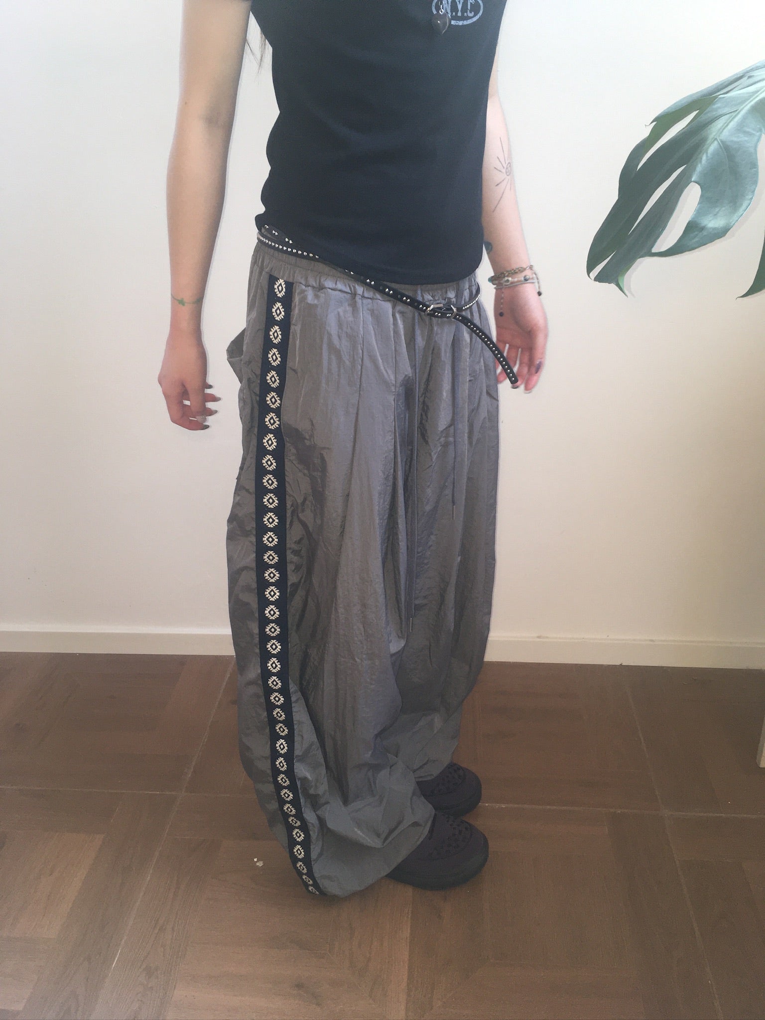 side sun nylon pants (grey)