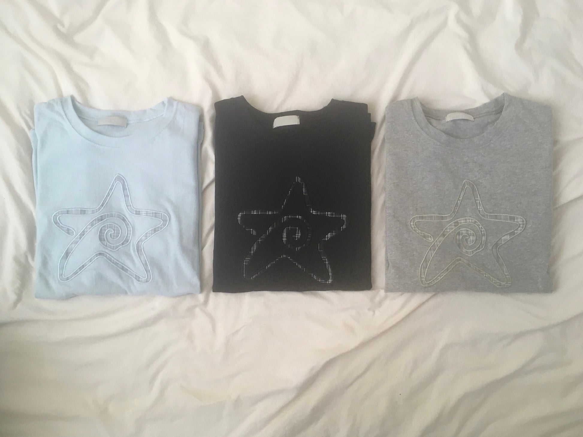 check star roll-up tee (grey)