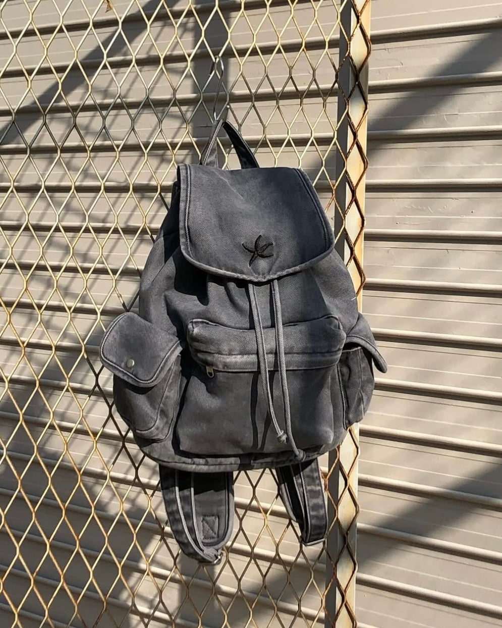 TCM STARFISH DENIM BACKPACK (CHARCOAL)