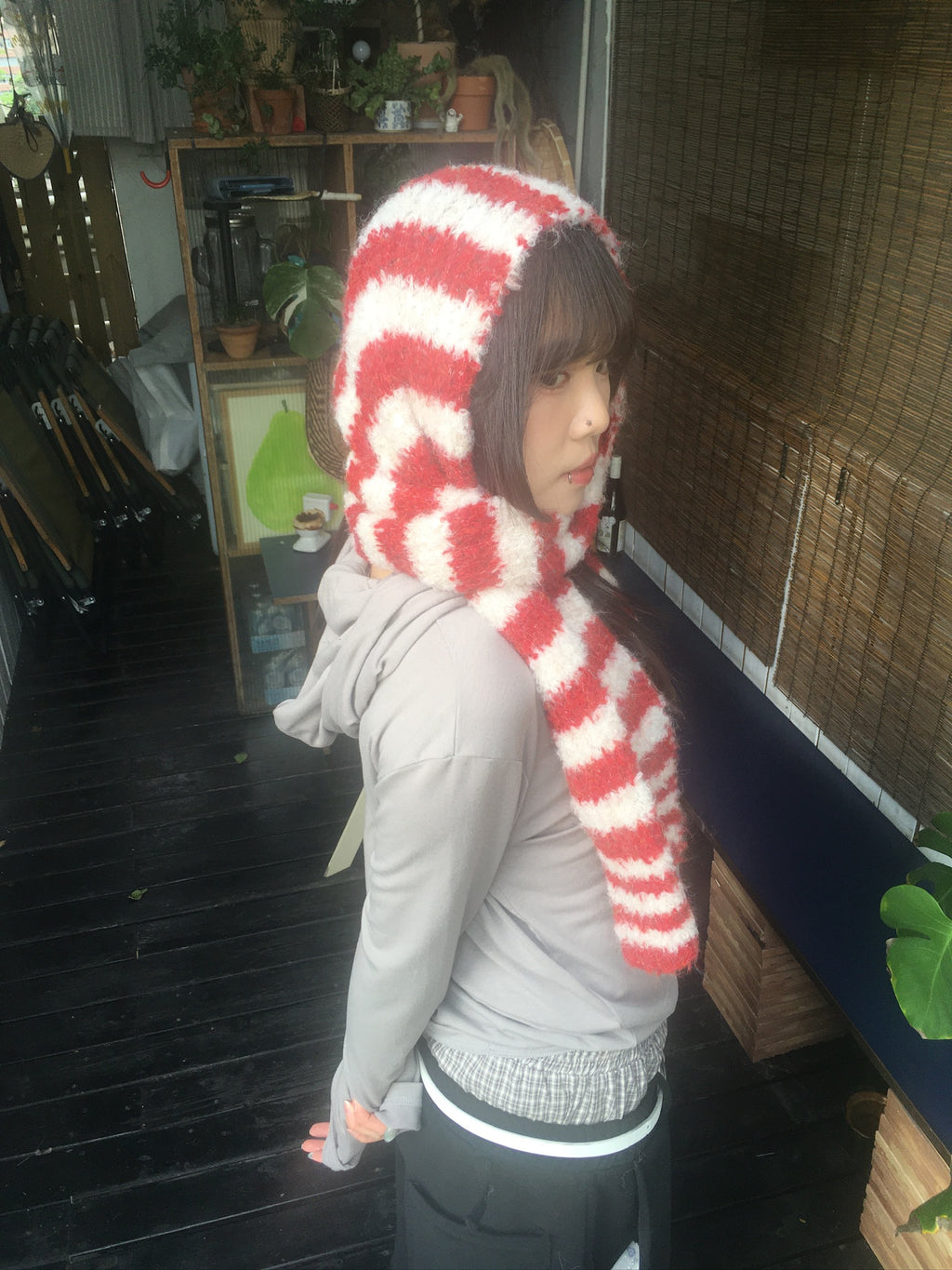 striped wool scarf (red)