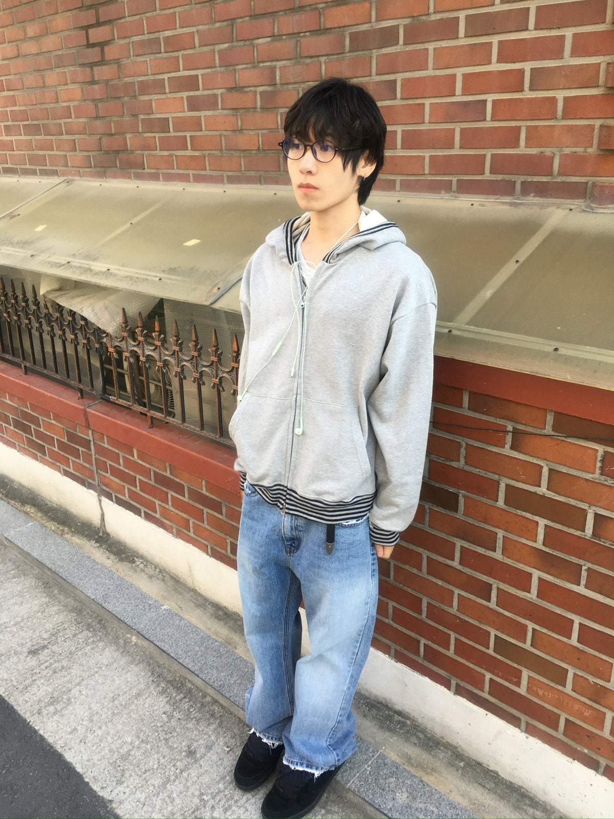 stripe trim hoodie zip up (grey)