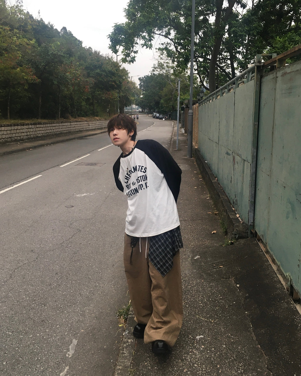 checkmates raglan tee (black/white)