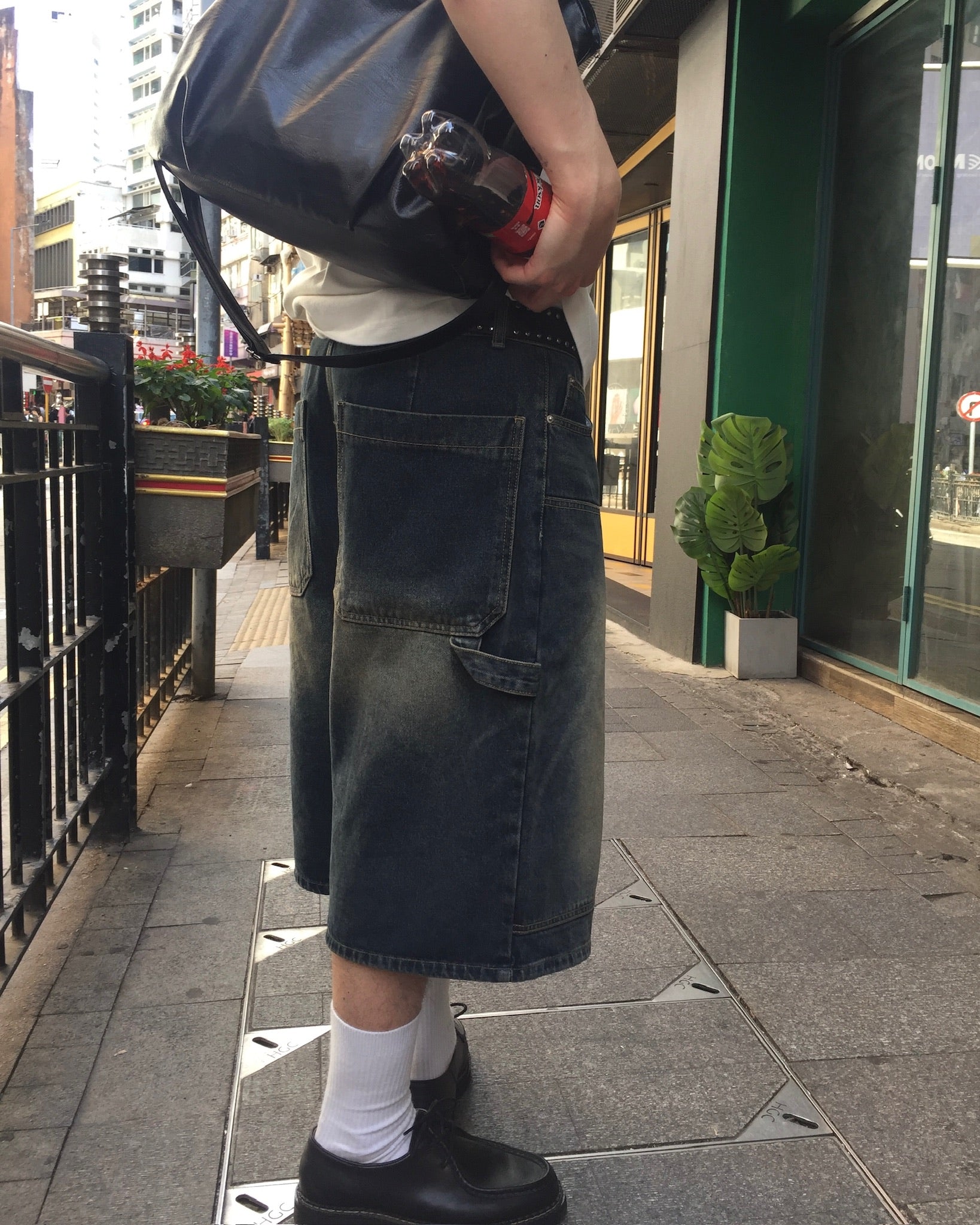 (in stock) layer washed bermuda jeans (blue)