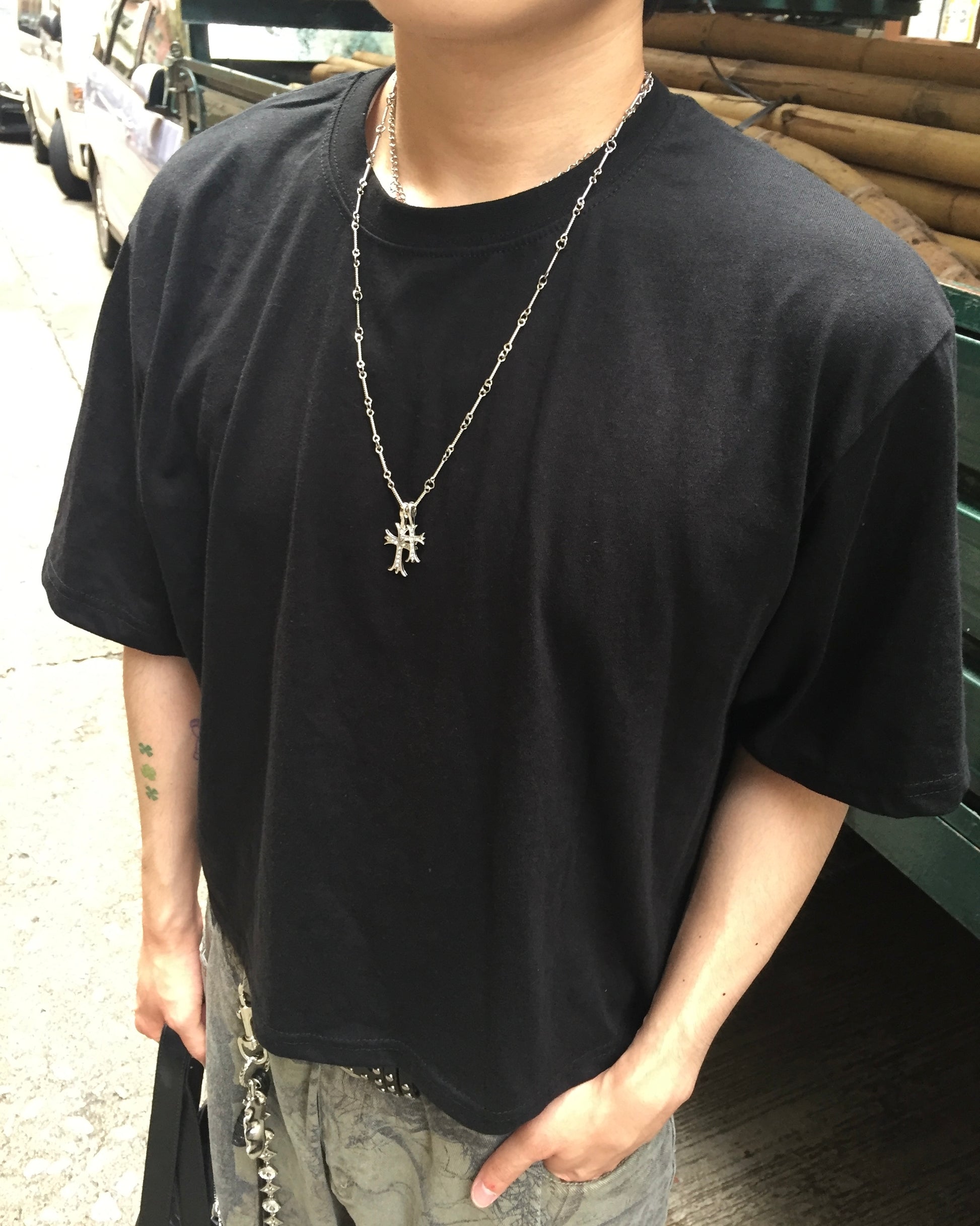 basic crop tee (black)