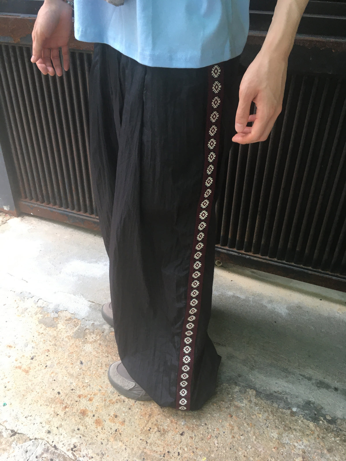 side sun nylon pants (black)