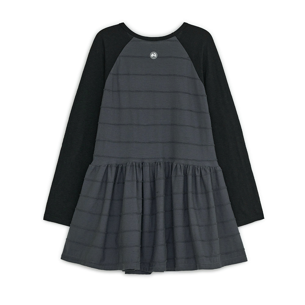 HUGYOURSKIN ANGEL PATCH RAGLAN DRESS (BLACK)