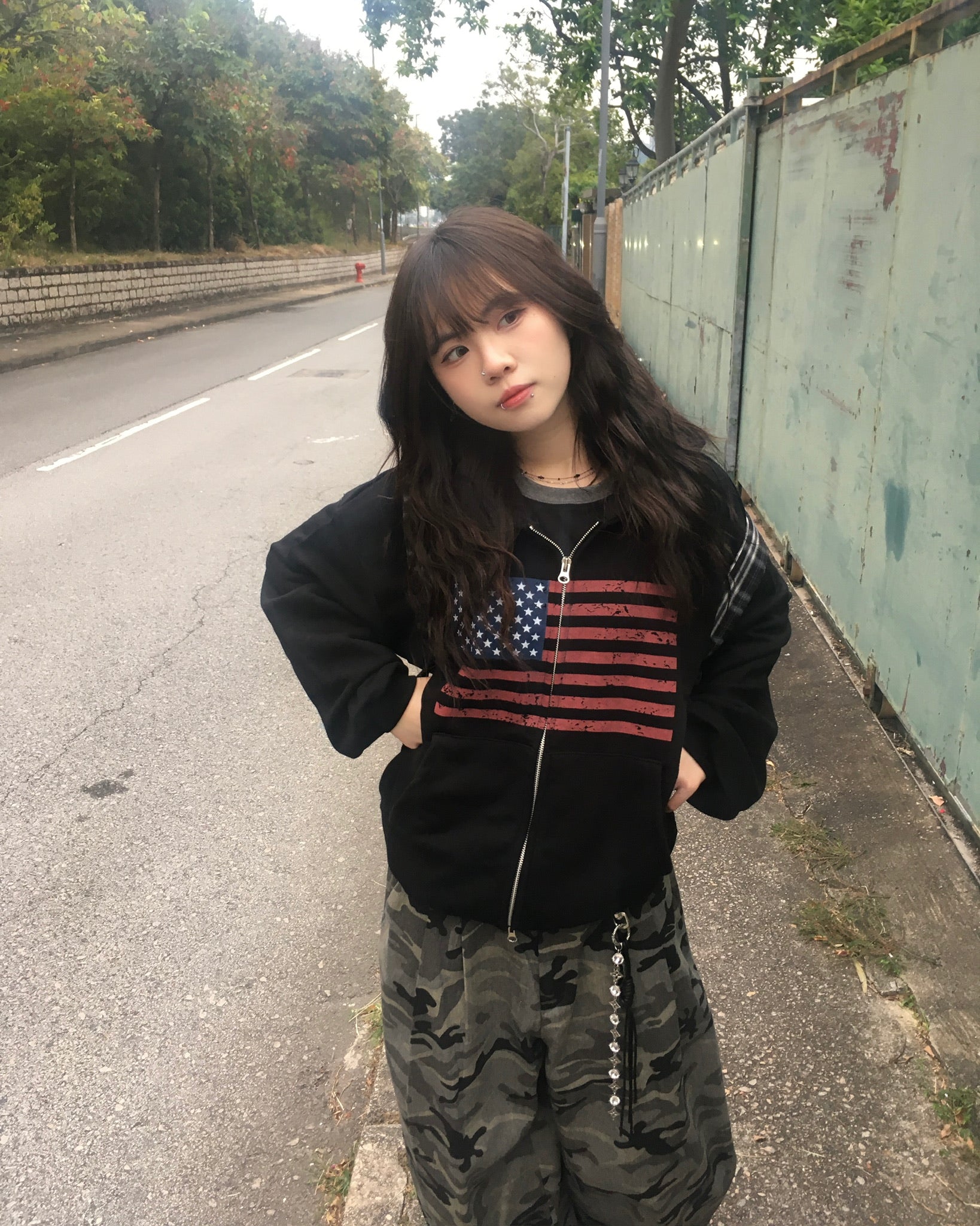 USA crop zip-up hoodie (black)