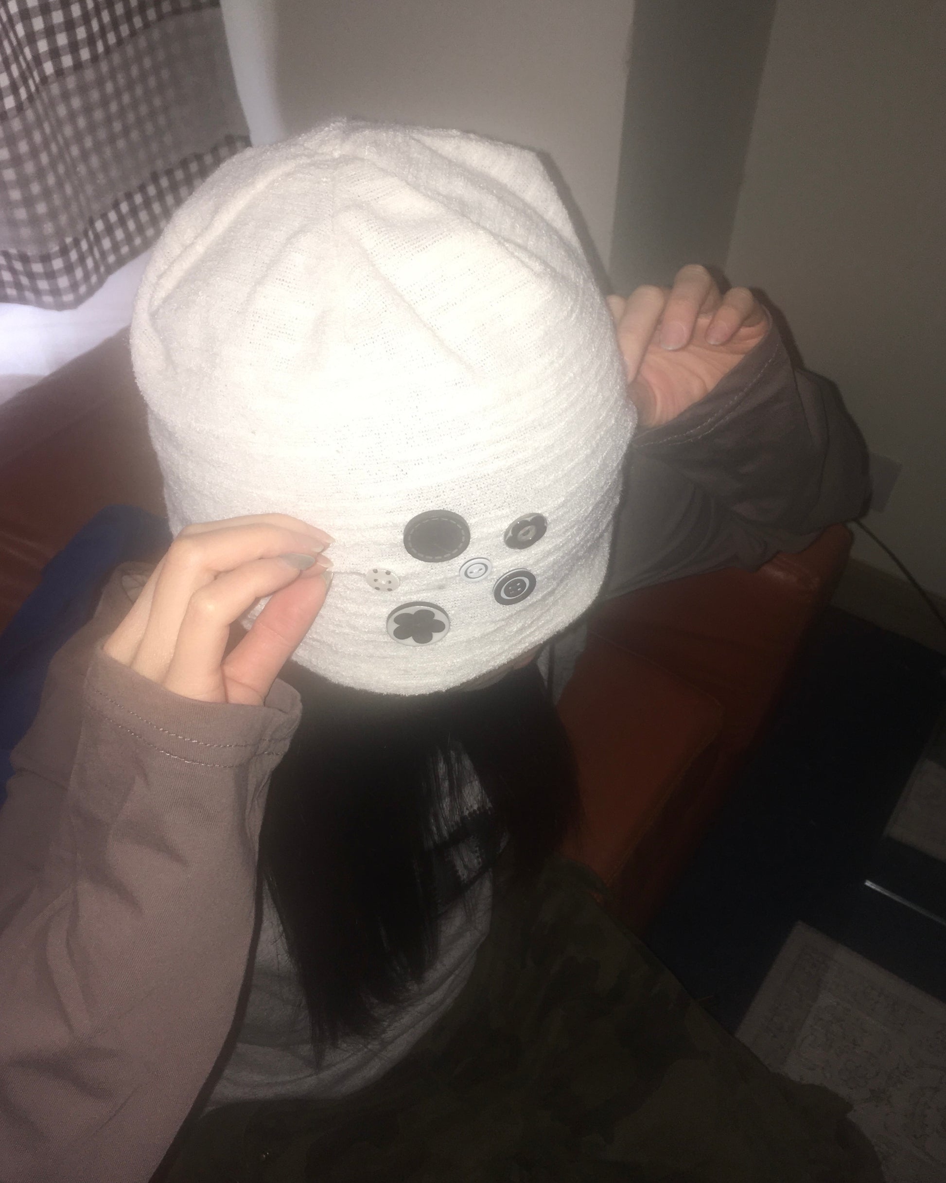 button beanie (ivory)