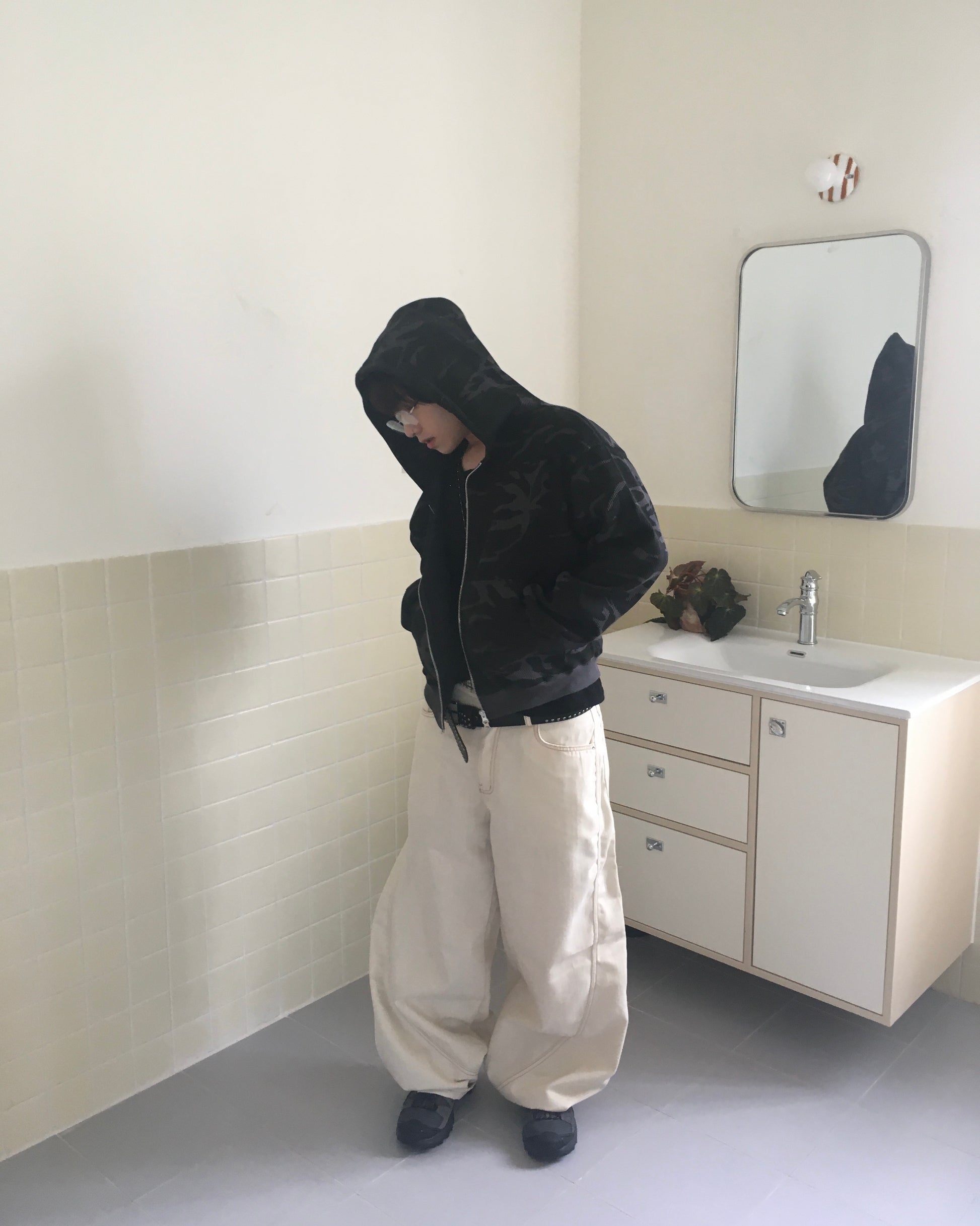 camo waffle zip-up hoodie (charcoal)