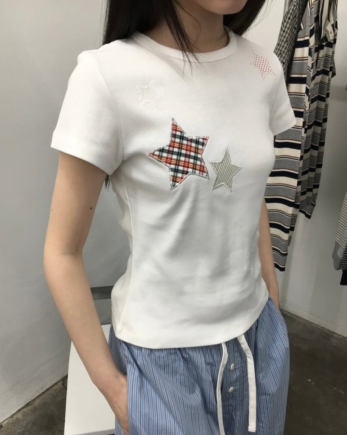 AEAE CHECK STAR TEE (WHITE)