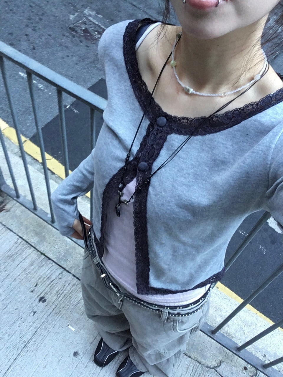 stone beaded necklace (white)