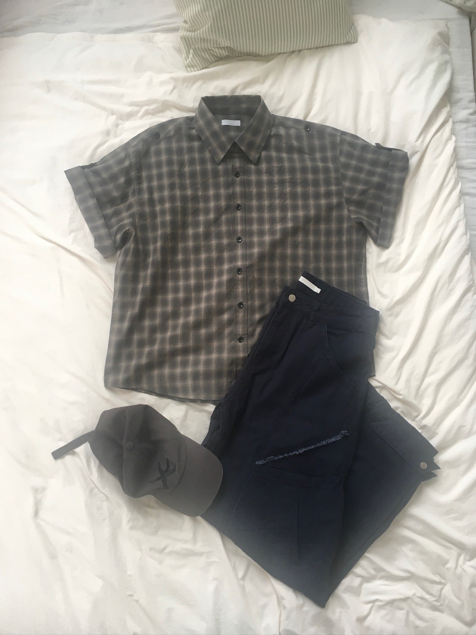 hem button cargo pants (navy)