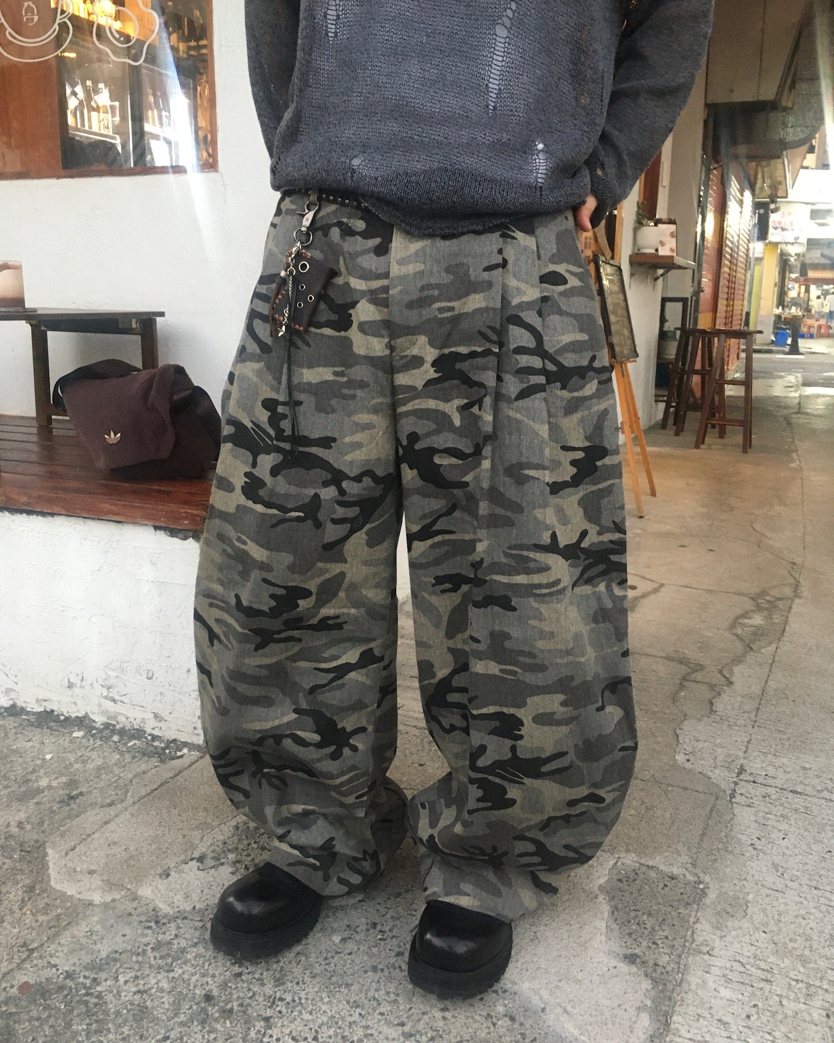camo baggy pants (men wear)
