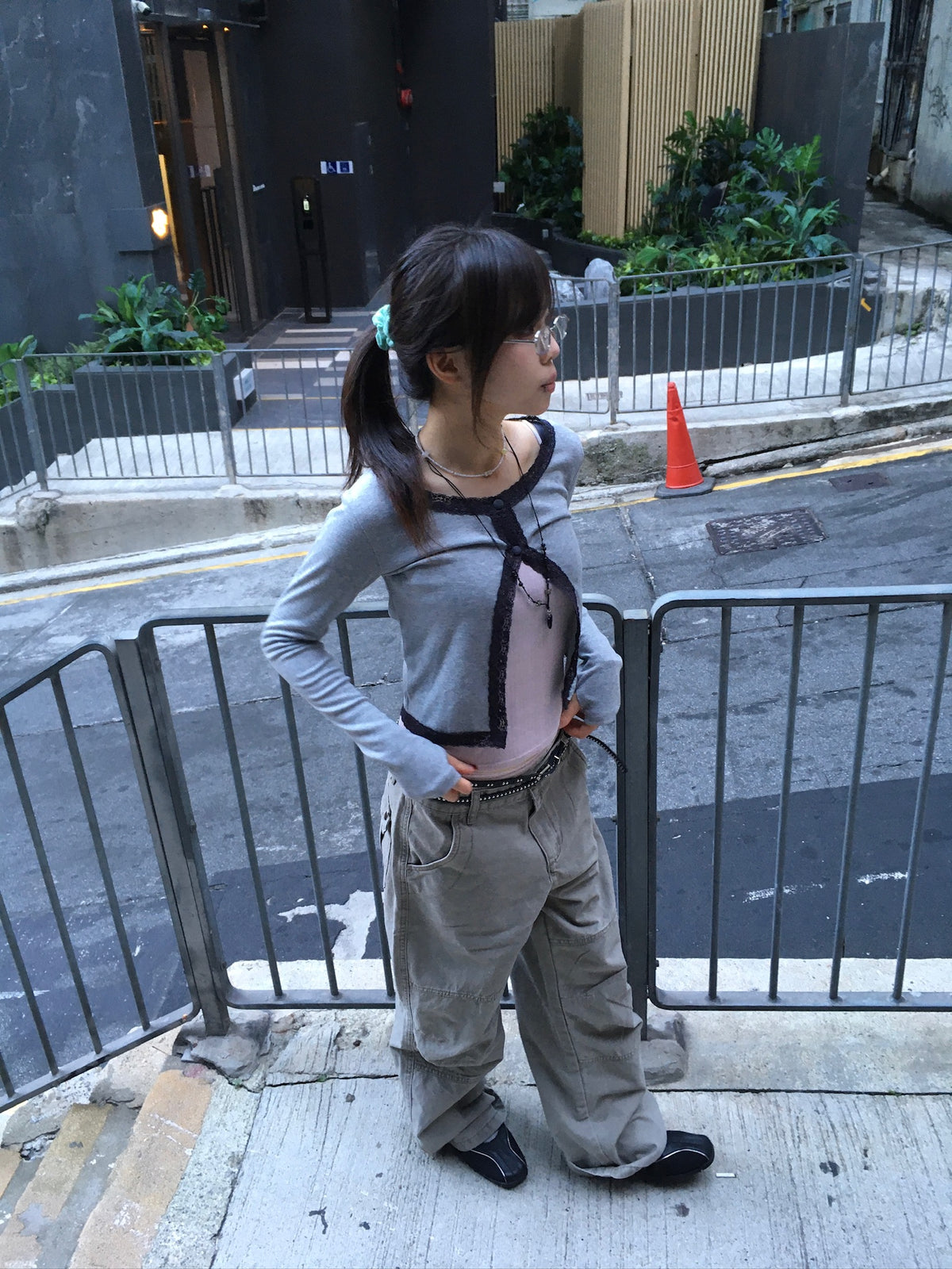 vintage washed cargo pants (beige)