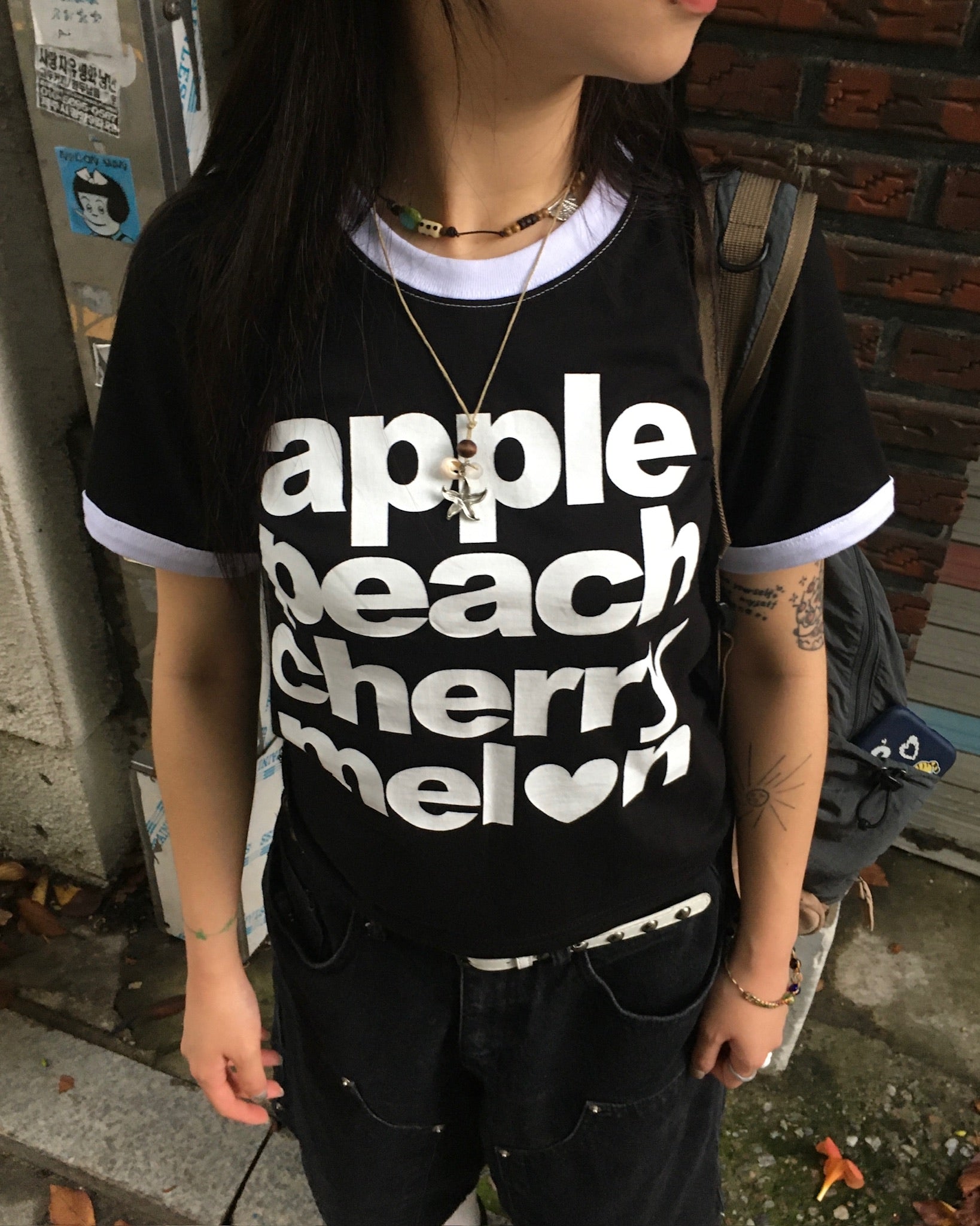 fruit ringer half tee (black)