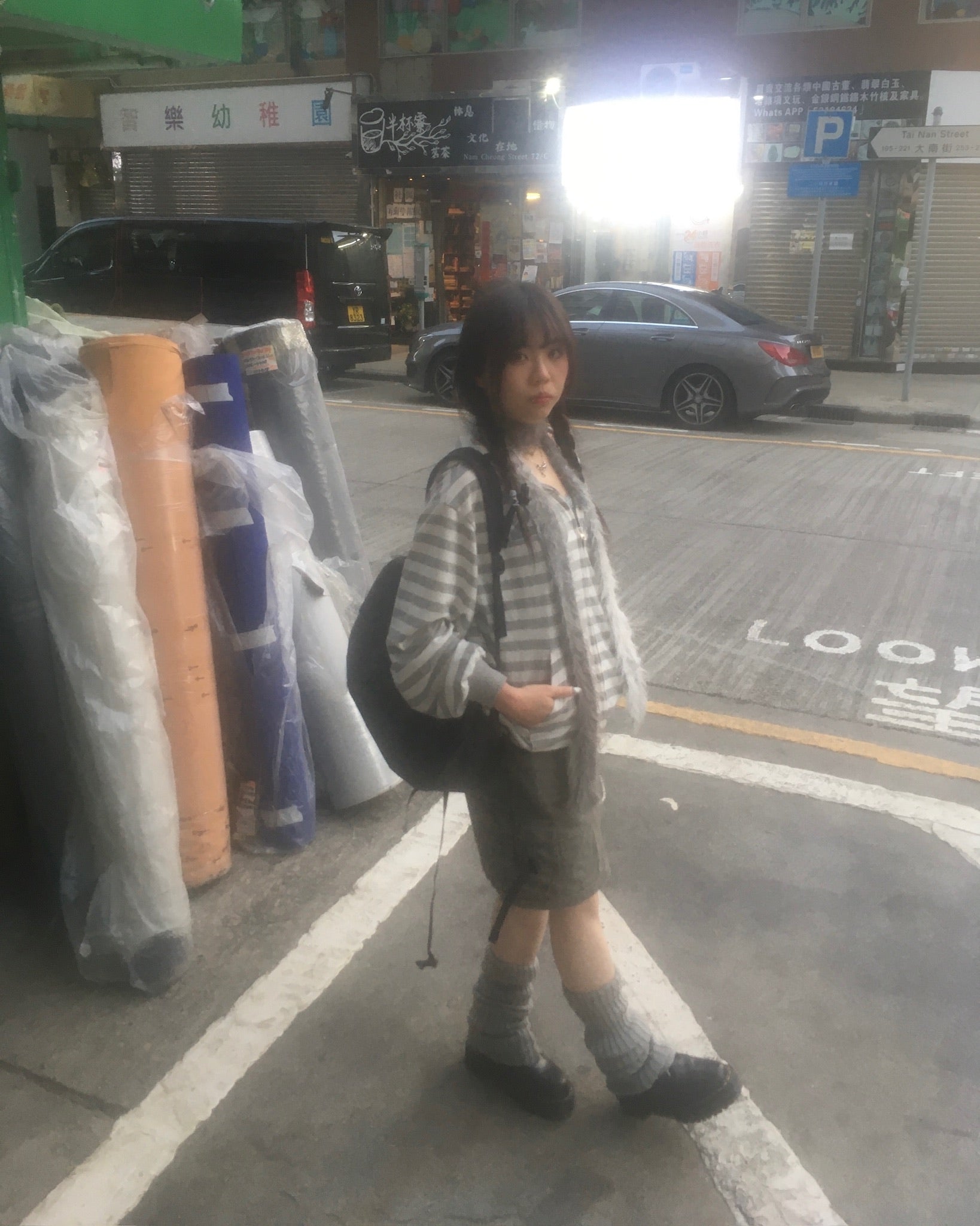 20 striped zip-up hoodie (grey)