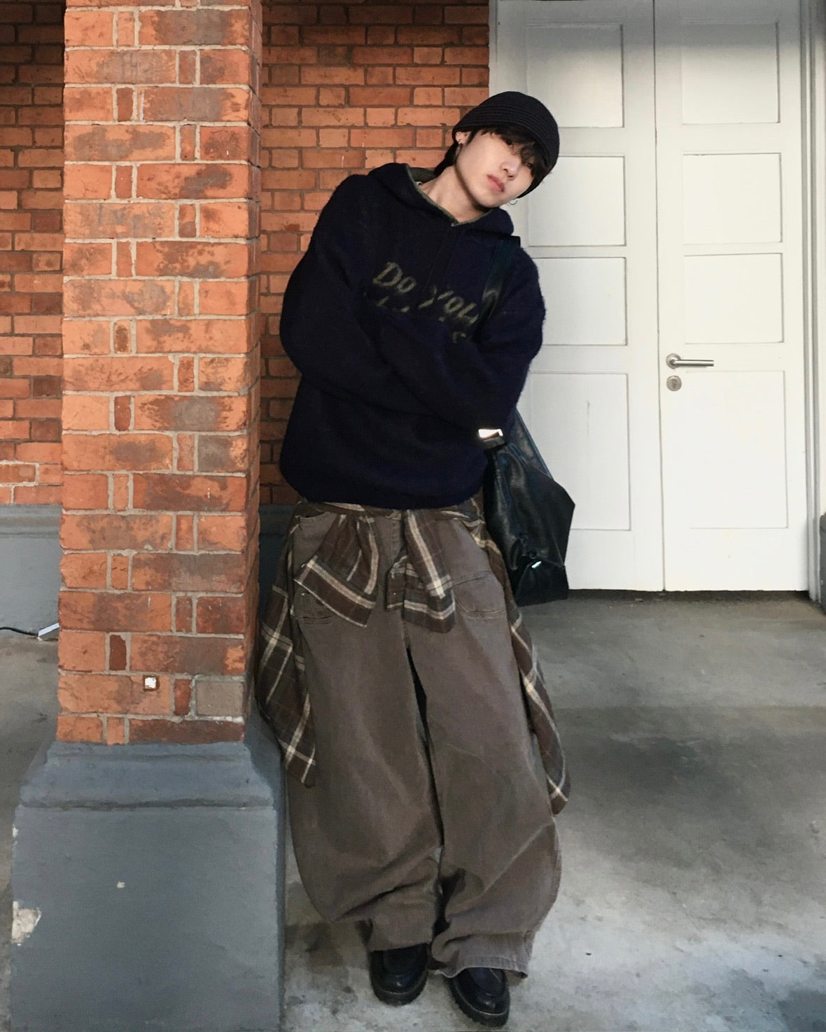 simple wide denim pants