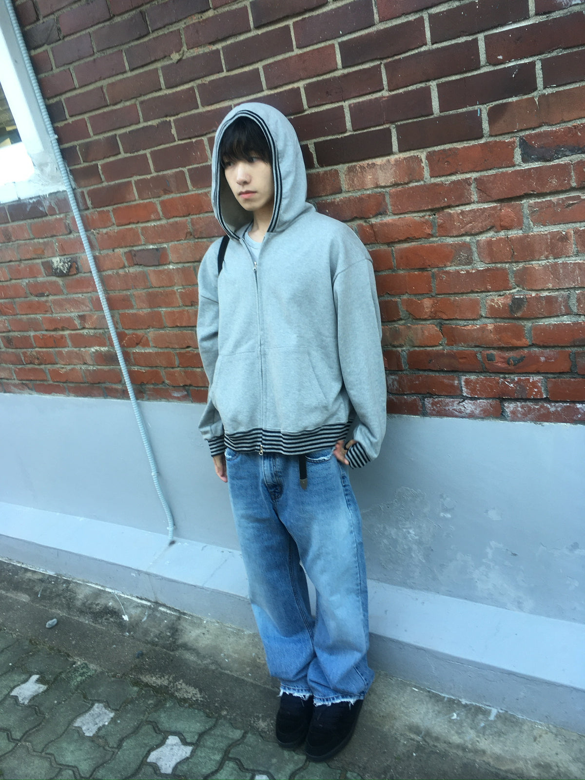 stripe trim hoodie zip up (grey)