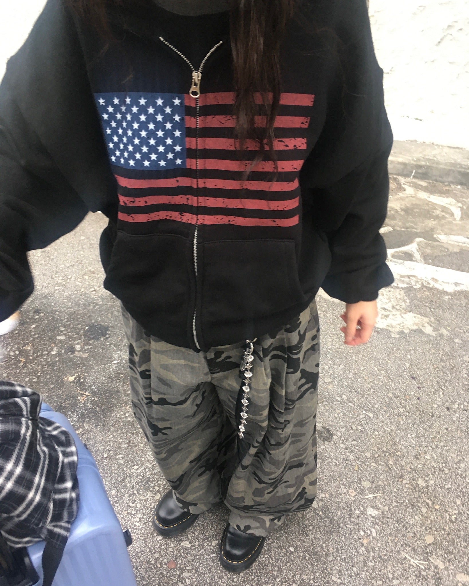 camo baggy pants (women wear)